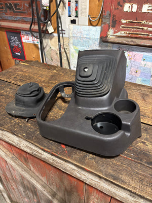 1998-2002 DODGE RAM 2500 3500 SHIFTER SURROUND CONSOLE CUPHOLDER BOOTS DARK GREY