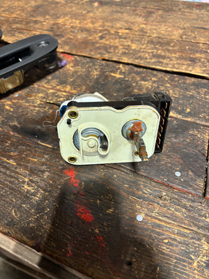 1994 - 2002 DODGE RAM MATCHING IGNITION SET WITH DOOR HANDLES