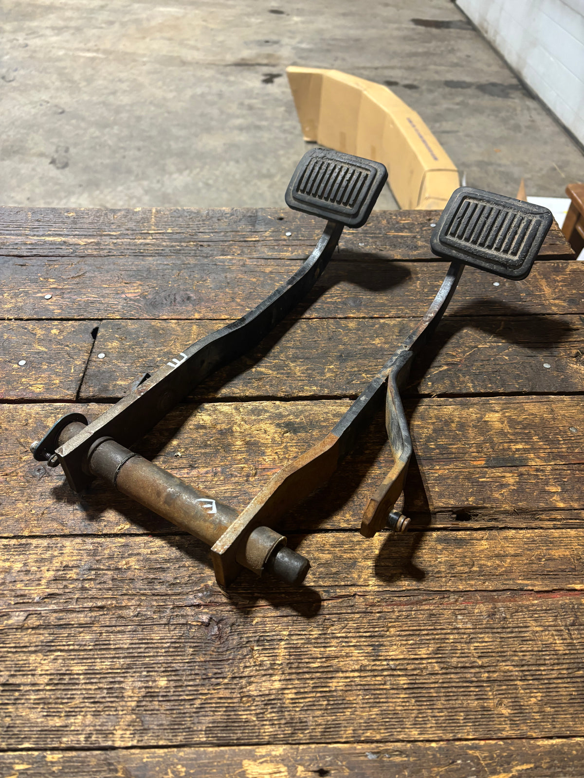 1ST GEN DODGE 1989 -1993 RAM 150 250 350 MANUAL CLUTCH BRAKE PEDAL SET