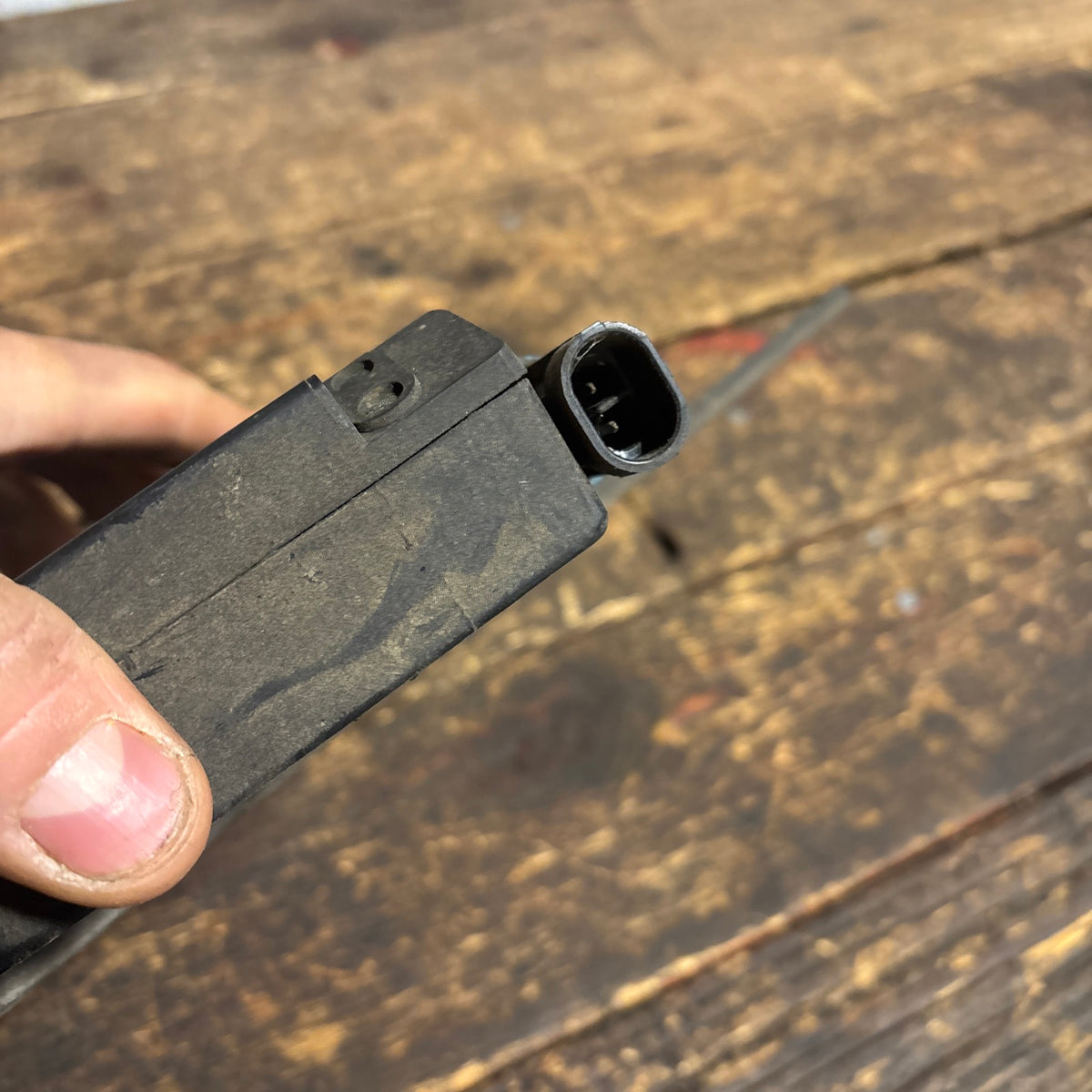 89-&#39;93 1st Gen Dodge Ram Cummins Under Hood Retractable Light