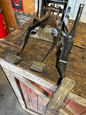 98-'02 Dodge Ram Clutch Brake Throttle Pedal Assembly