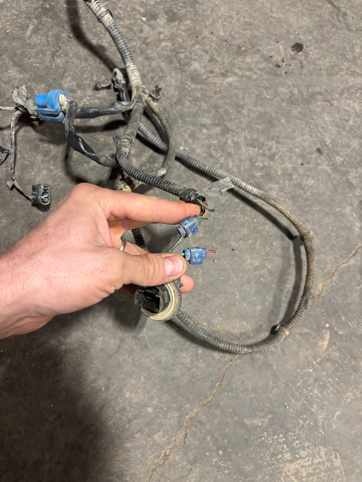 2001 2002 DODGE RAM 2500 3500 CUMMINS ENGINE BAY WIRING HARNESS 56045945AH