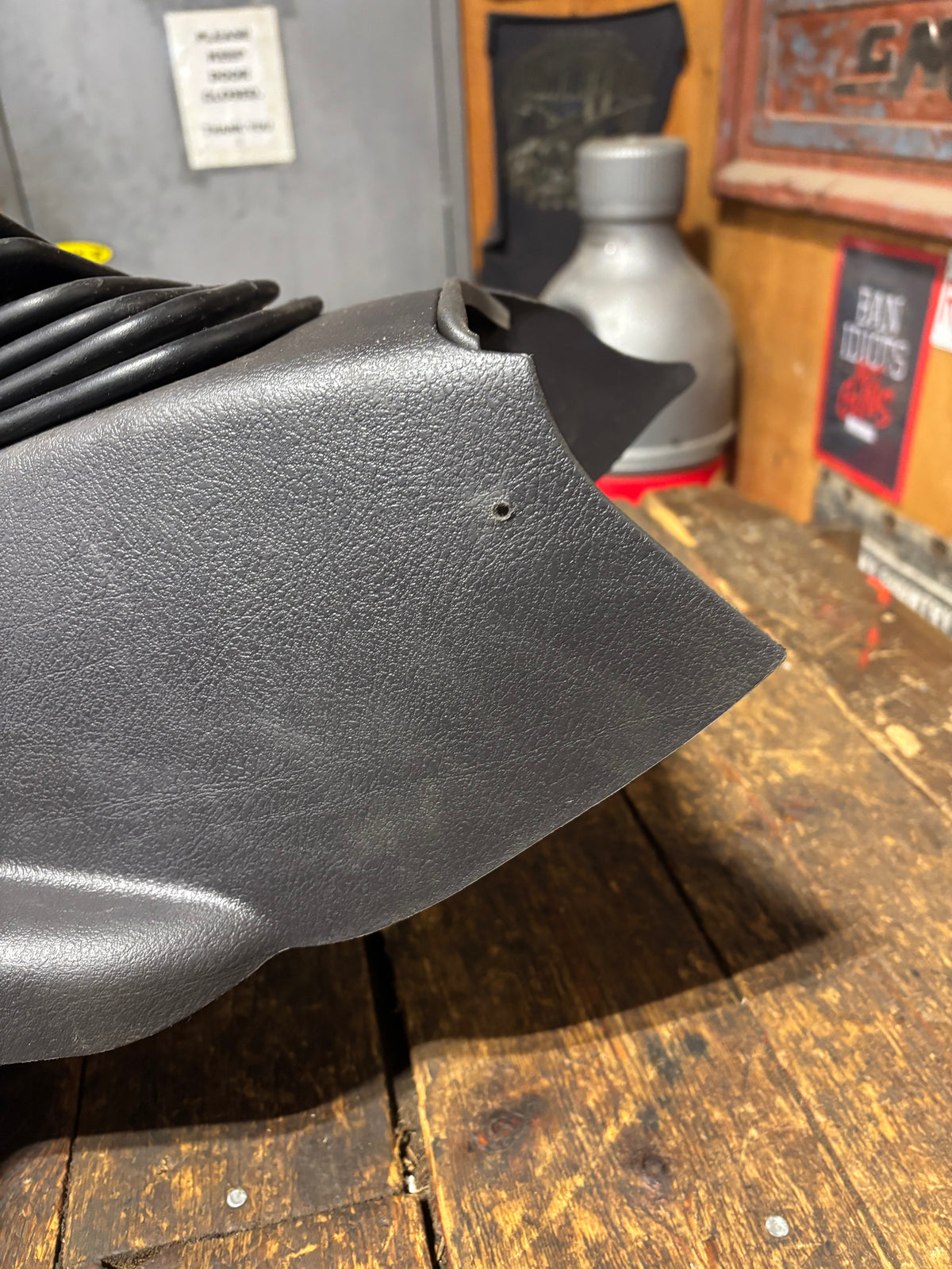 1998-2002 DODGE RAM 2500 3500 SHIFTER SURROUND CONSOLE CUPHOLDER BOOTS DARK GREY