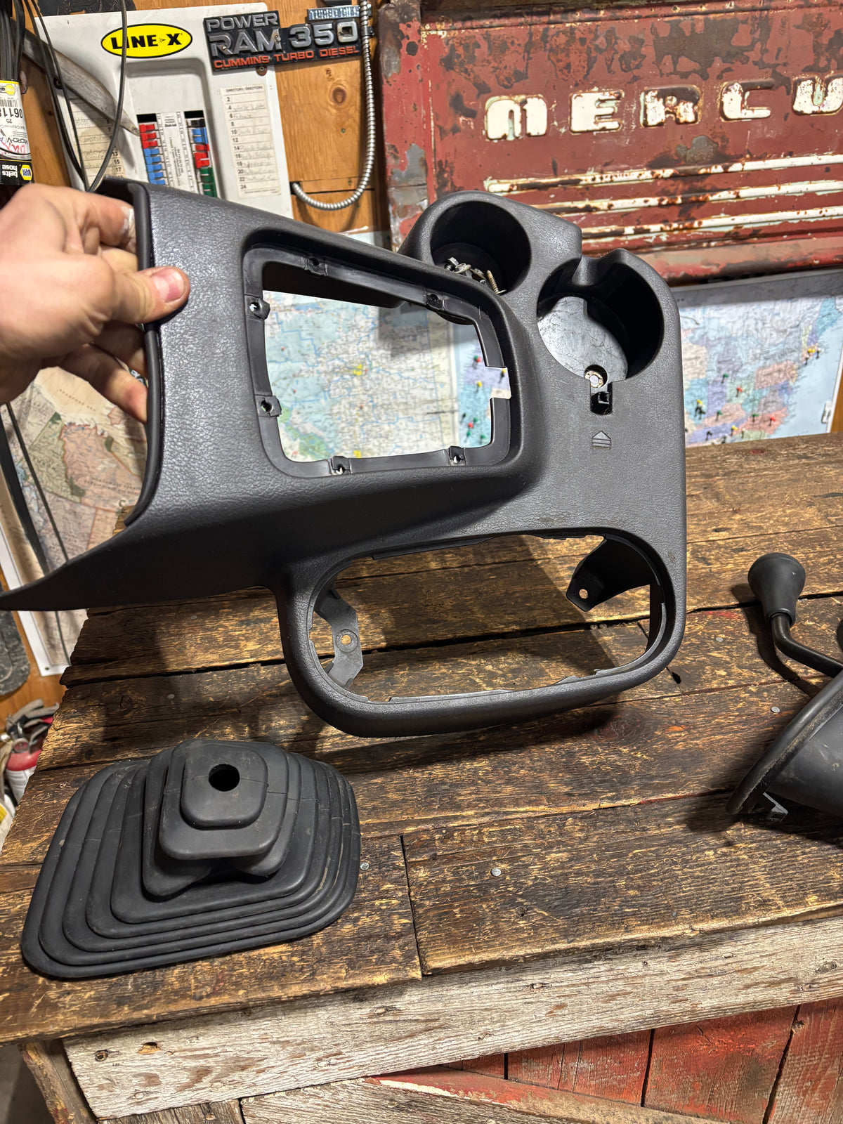 1998-2002 DODGE RAM 2500 3500 SHIFTER SURROUND CONSOLE CUPHOLDER BOOTS DARK GREY