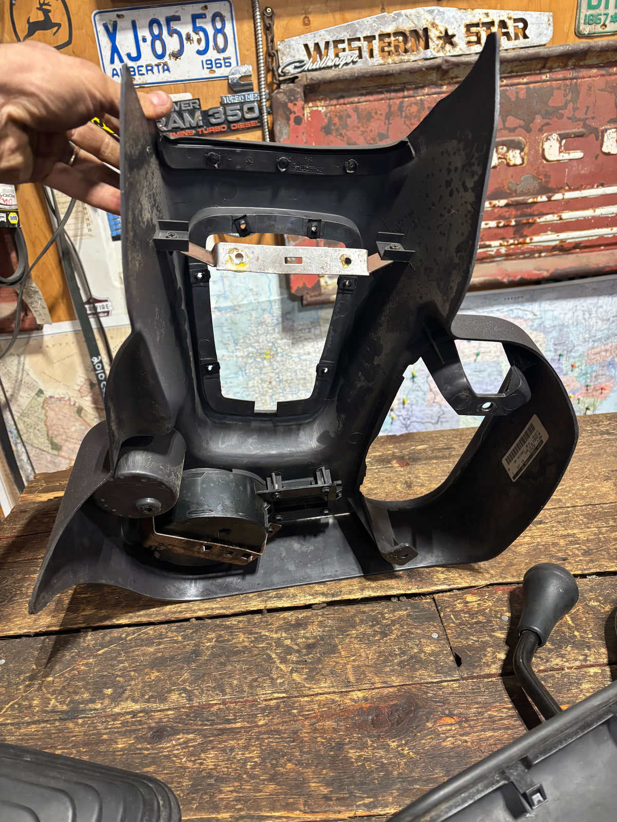 1998-2002 DODGE RAM 2500 3500 SHIFTER SURROUND CONSOLE CUPHOLDER BOOTS DARK GREY