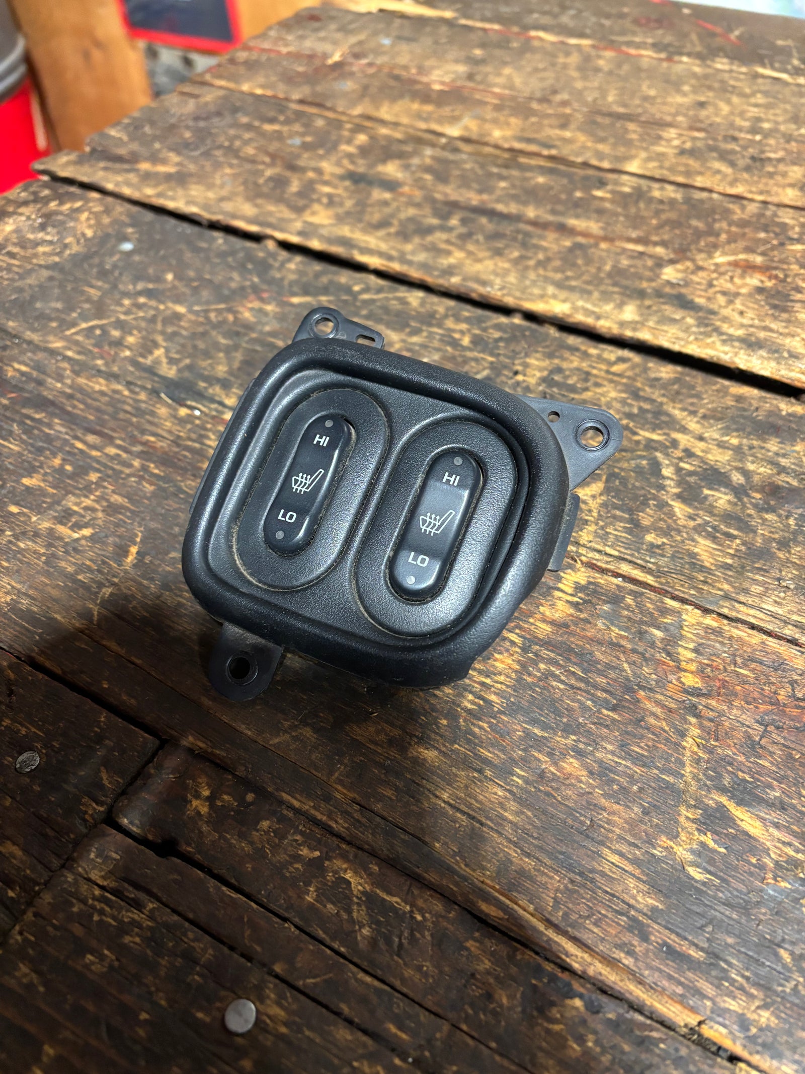 1998 - 2002 DODGE RAM 2500 3500 2ND GEN LARAMIE HEATED SEAT SWITCHES 39754D