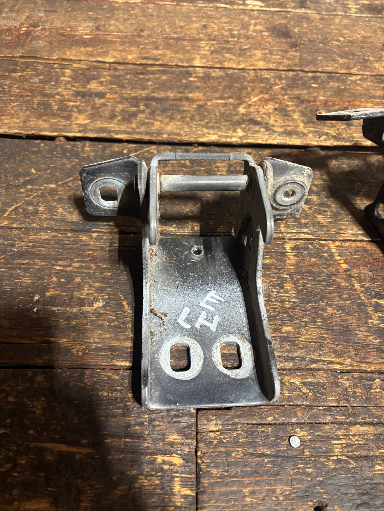 94-'01 Dodge Ram Driver Side Front Door Hinges
