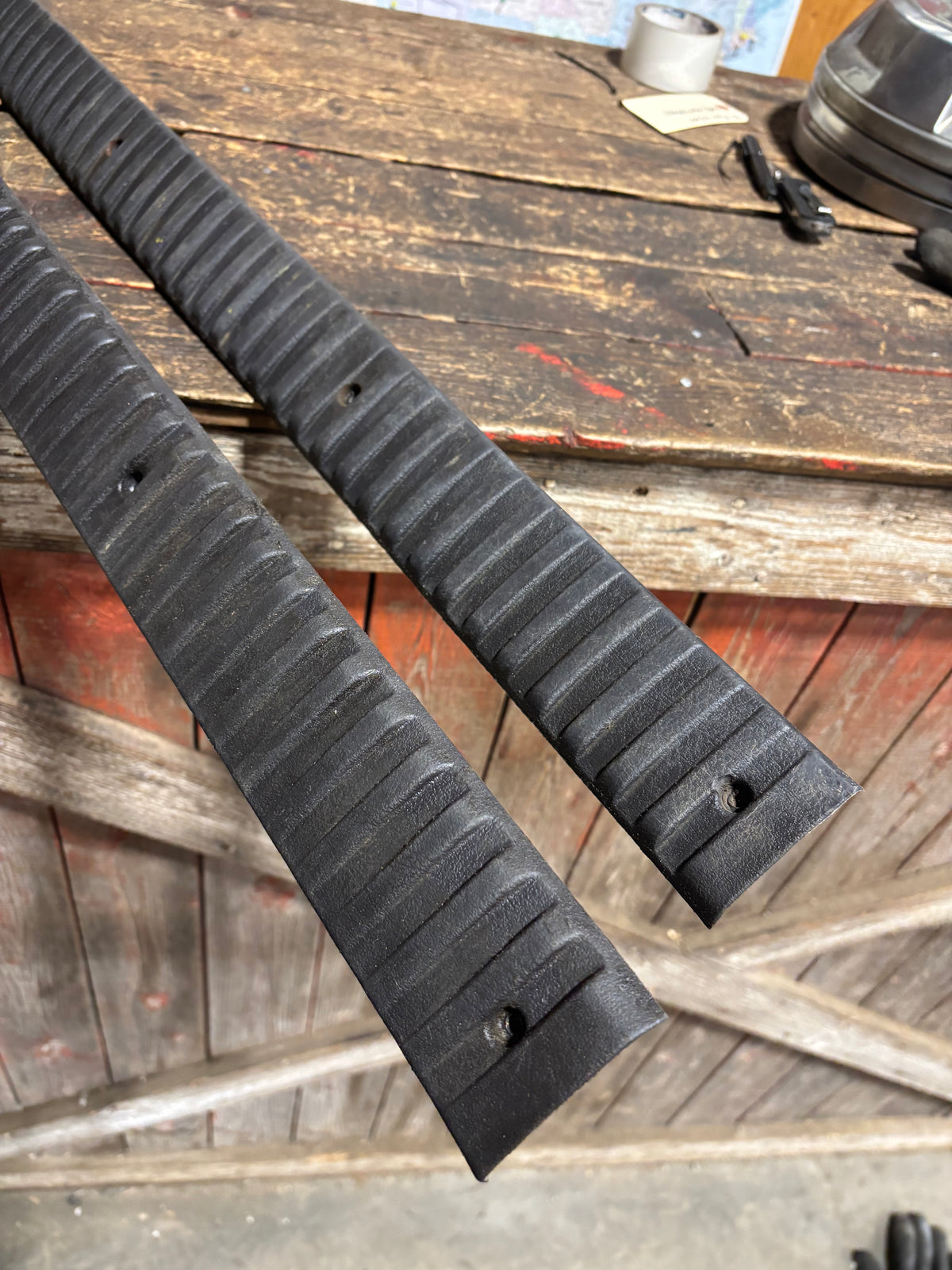 98-02 Dodge Ram Dark Grey Agate Floor Trim Set (Extended Cab)