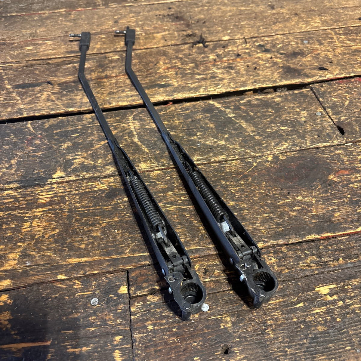 89-&#39;93 Dodge Ram Cummins Windshield Wiper Arms Set OEM