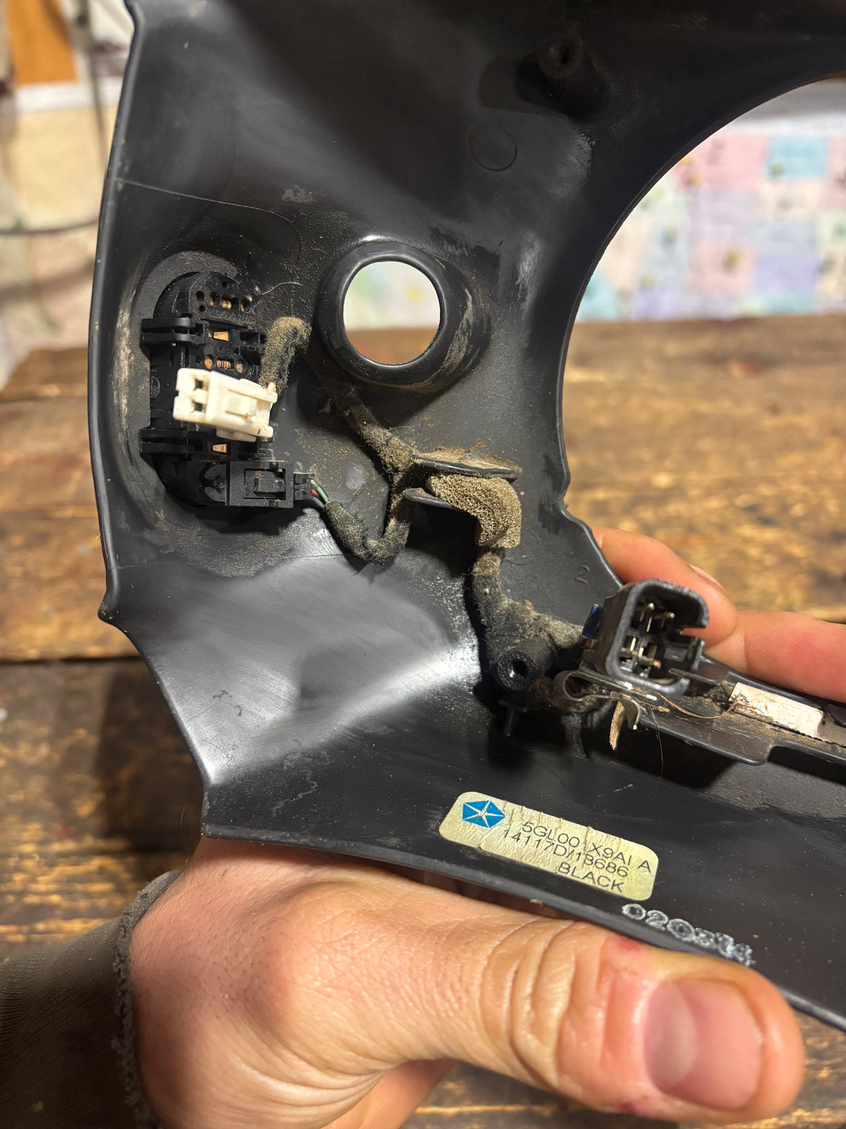 98 - '02 Dodge Ram Cummins Steering Wheel Back With Volume Controls