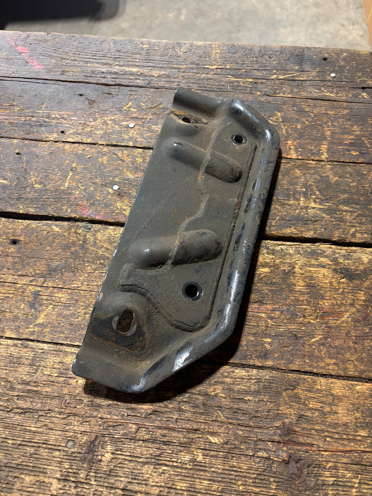 2004 - 2012 DODGE RAM 2500 3500 CUMMINS G56 MANUAL TRANSMISSION MOUNT 52121491AC