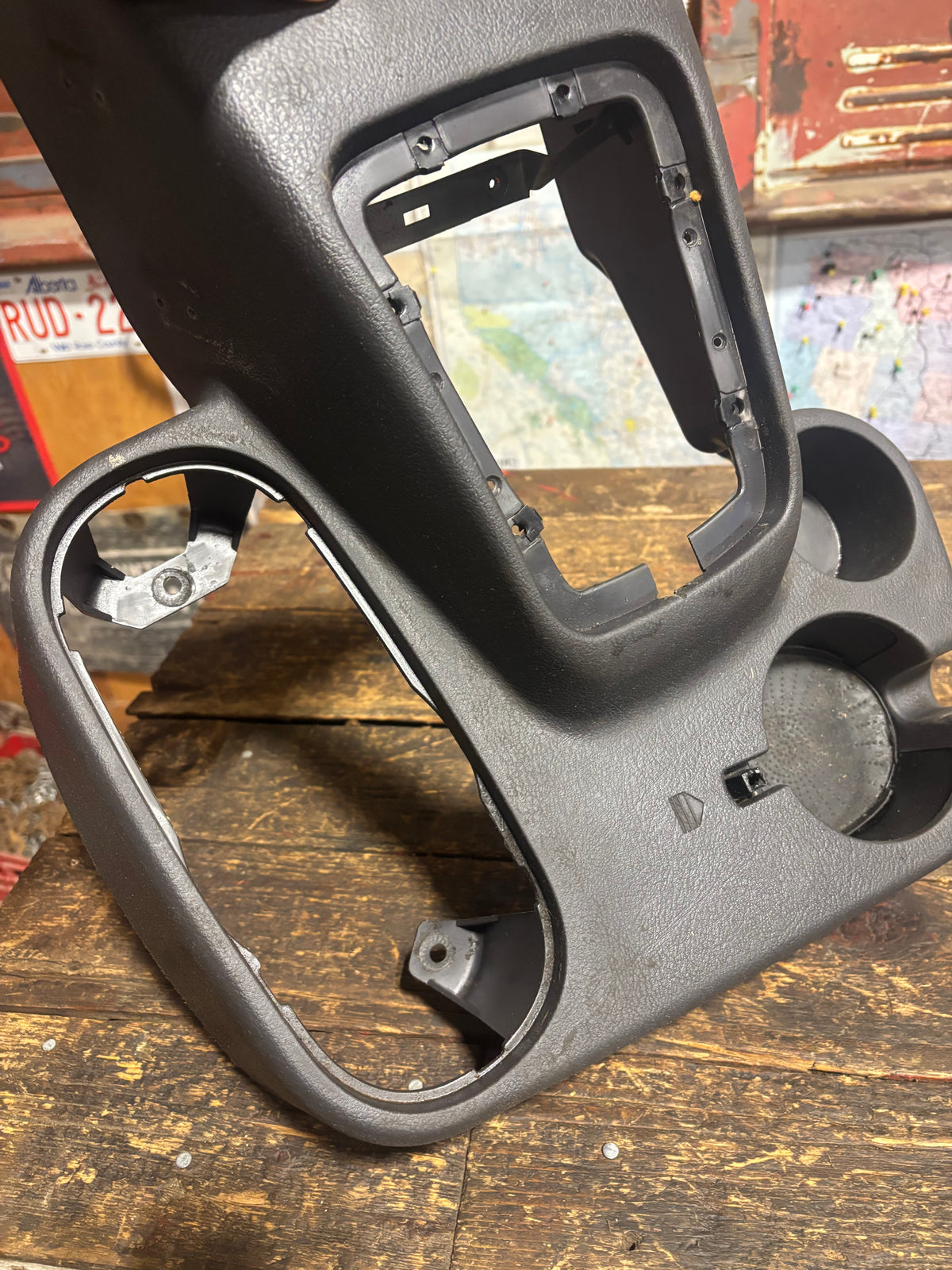 1998-2002 DODGE RAM 2500 3500 SHIFTER SURROUND CONSOLE CUPHOLDER BOOTS DARK GREY