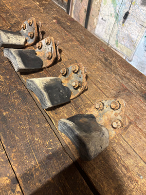OEM Set '94 - '02 Dodge Ram Cummins Overload Spring Perch Brackets