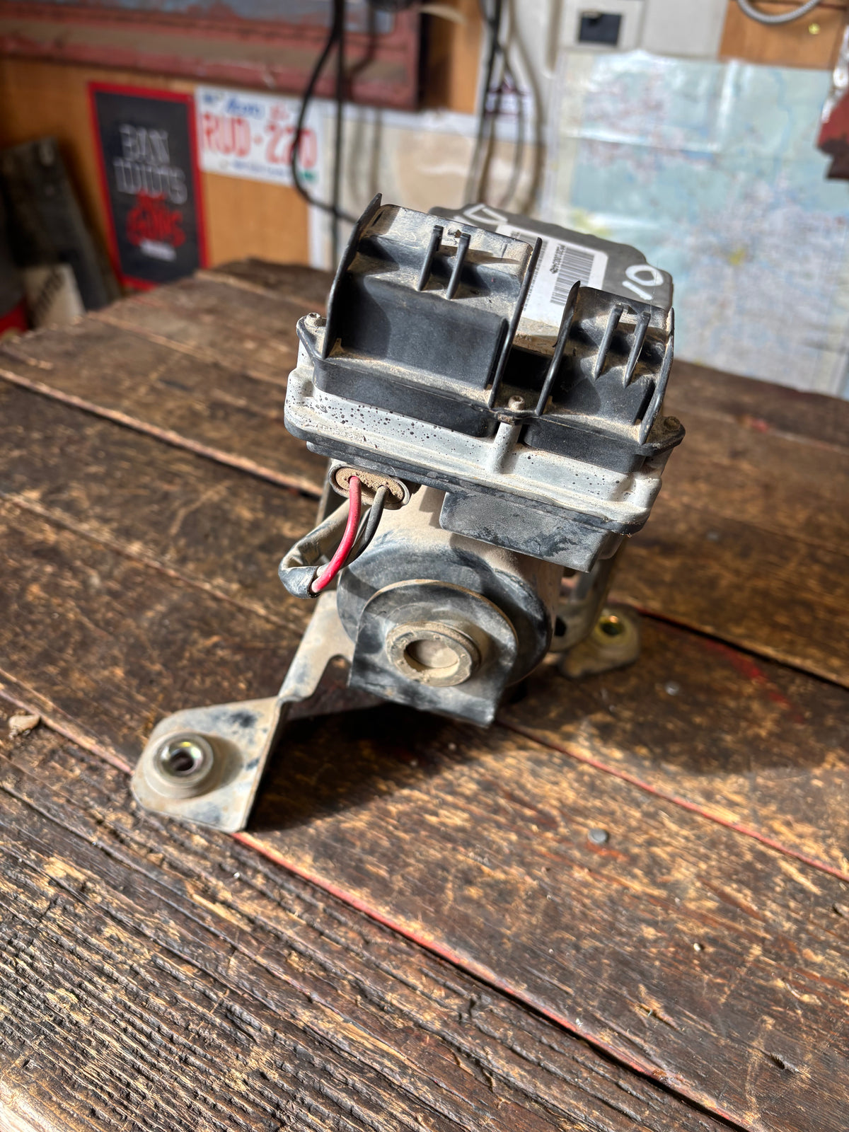 01-&#39;02 Dodge Ram Dually ABS Module Pump