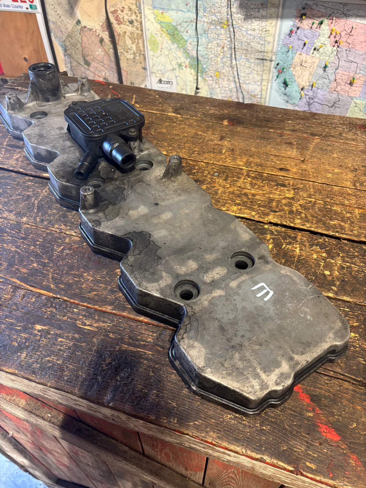 OEM &#39;03-&#39;07 Dodge Ram 5.9L Cummins Lower Valve Cover