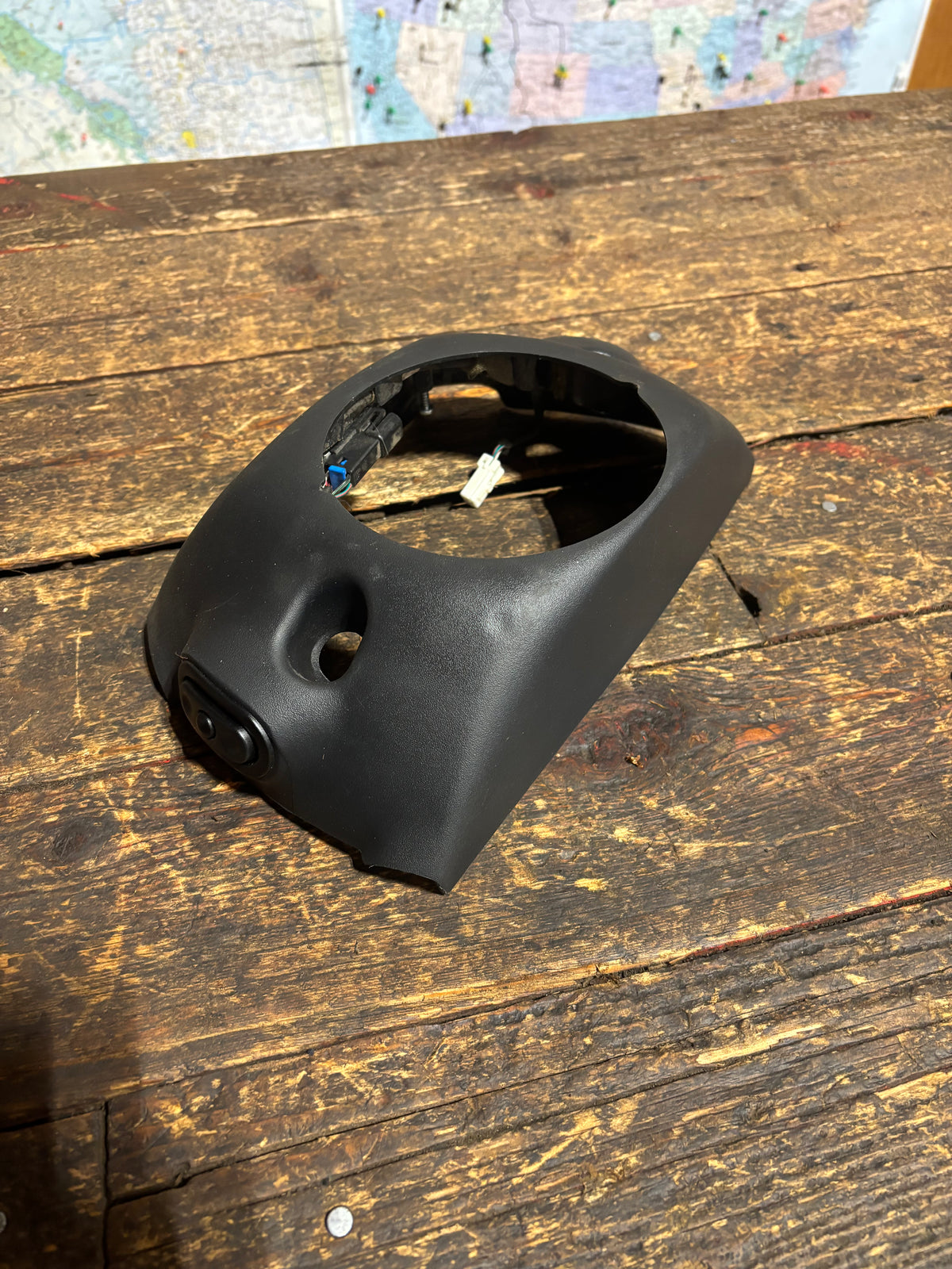 98 - '02 Dodge Ram Cummins Steering Wheel Back With Volume Controls