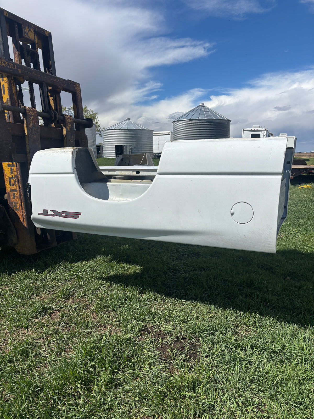 3RD GEN 03-09 DODGE RAM 8FT LONG BED RUST FREE