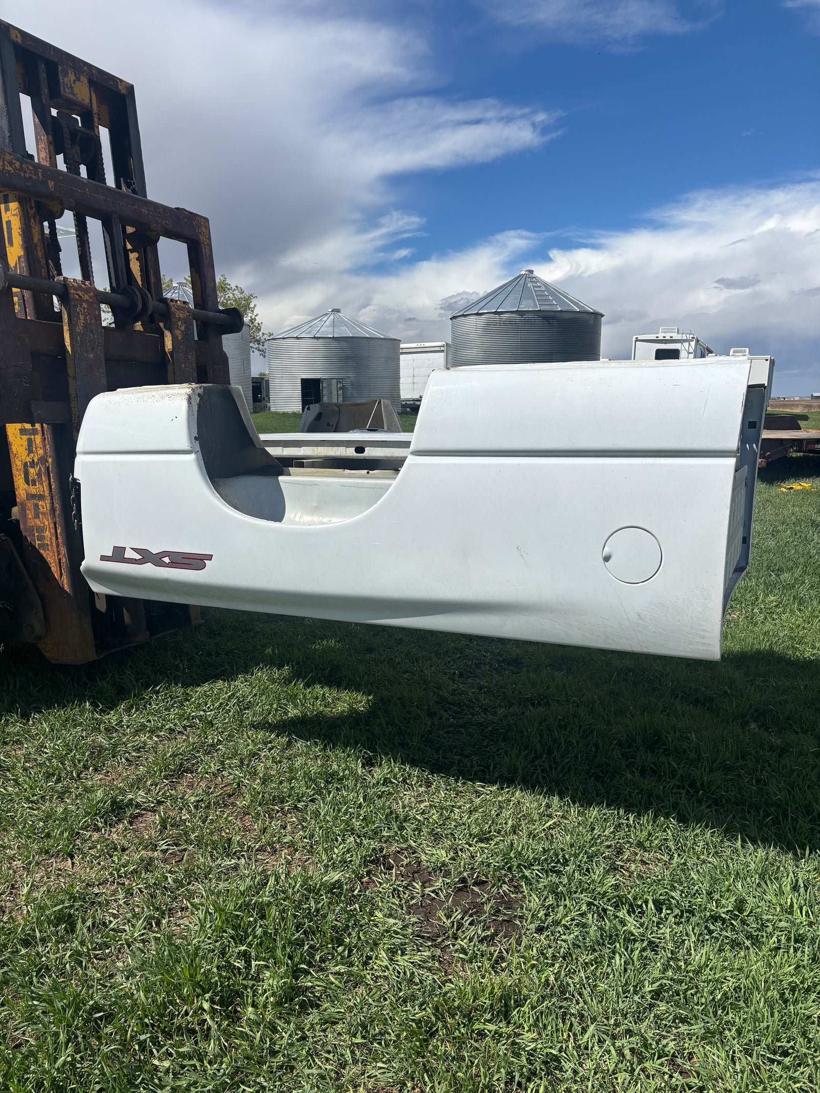 3RD GEN 03-09 DODGE RAM 8FT LONG BED RUST FREE