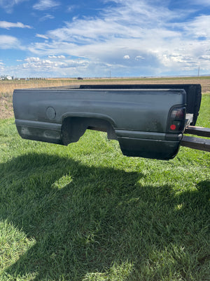 2ND GEN 94-02 DODGE RAM 8FT LONG BED RUST FREE