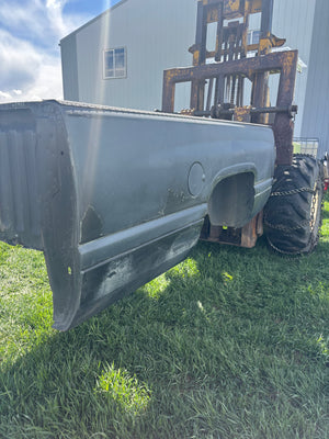 2ND GEN 94-02 DODGE RAM 8FT LONG BED RUST FREE
