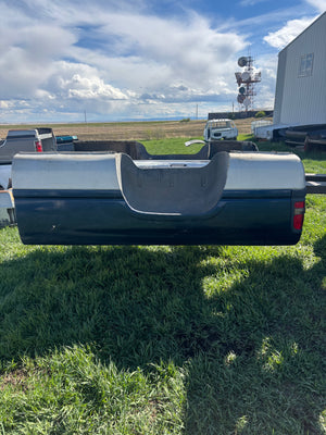 2ND GEN 94-02 DODGE RAM 8FT LONG BED RUST FREE