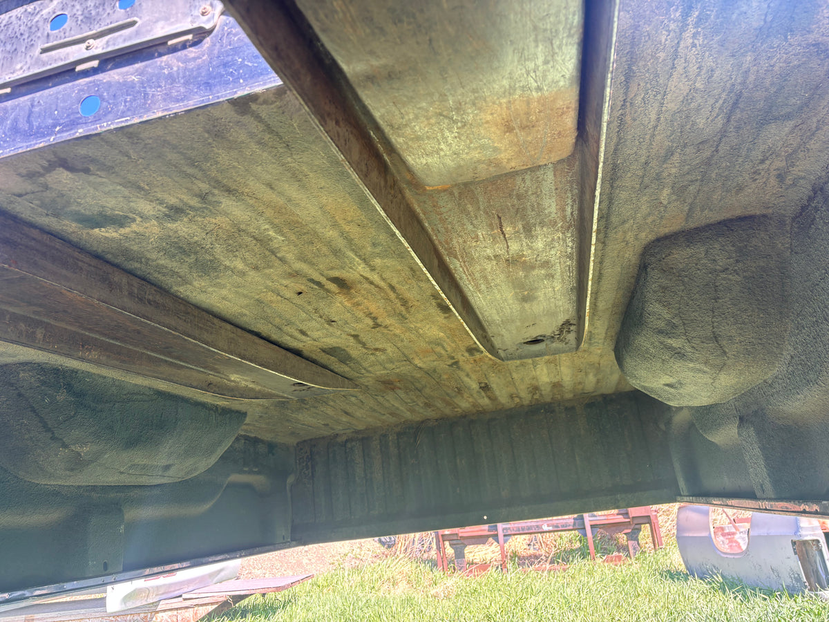 2ND GEN 94-02 DODGE RAM 8FT LONG BED RUST FREE