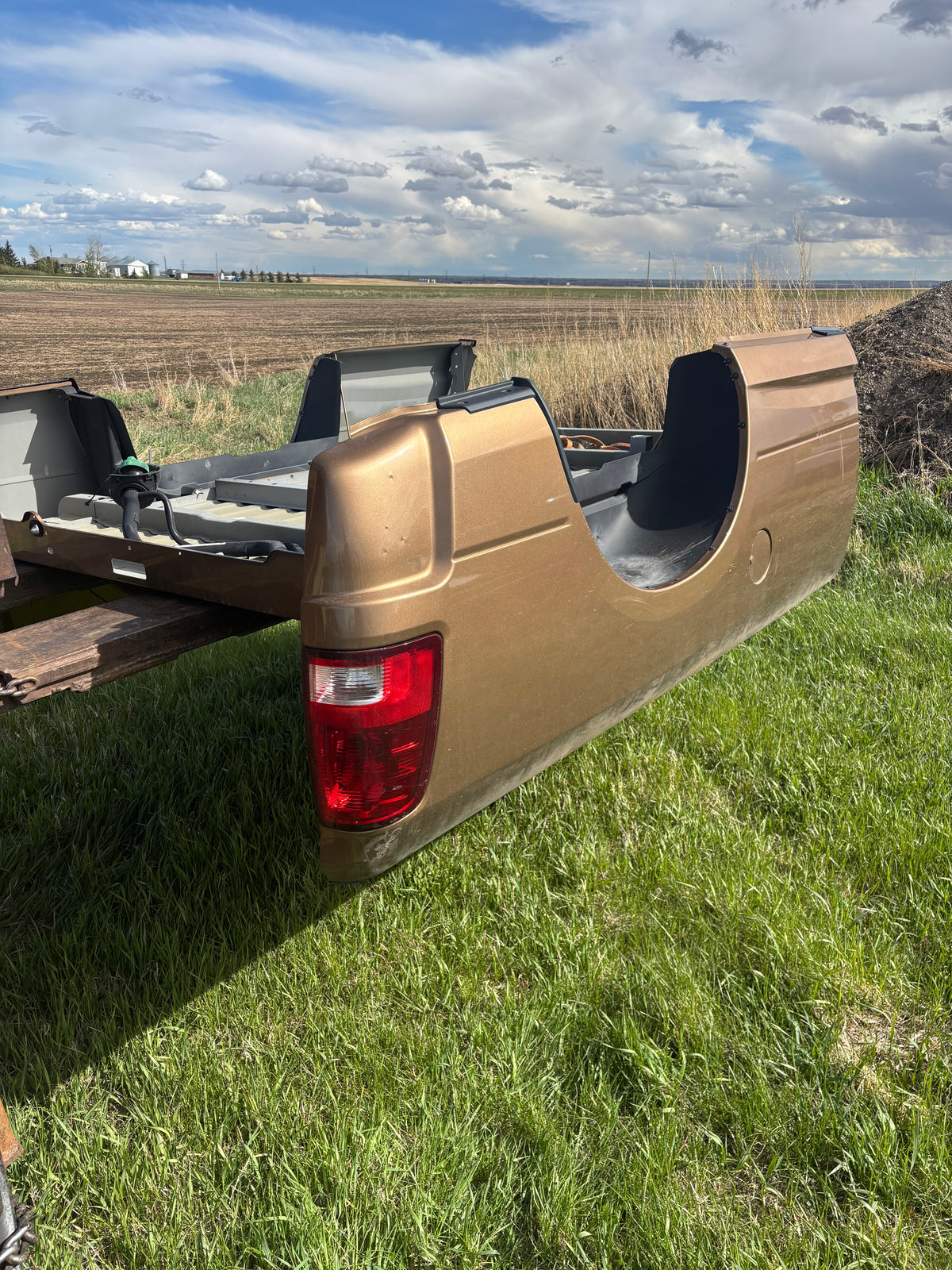 New Take off 4th Gen Dodge Ram 2010-2018 8ft long box