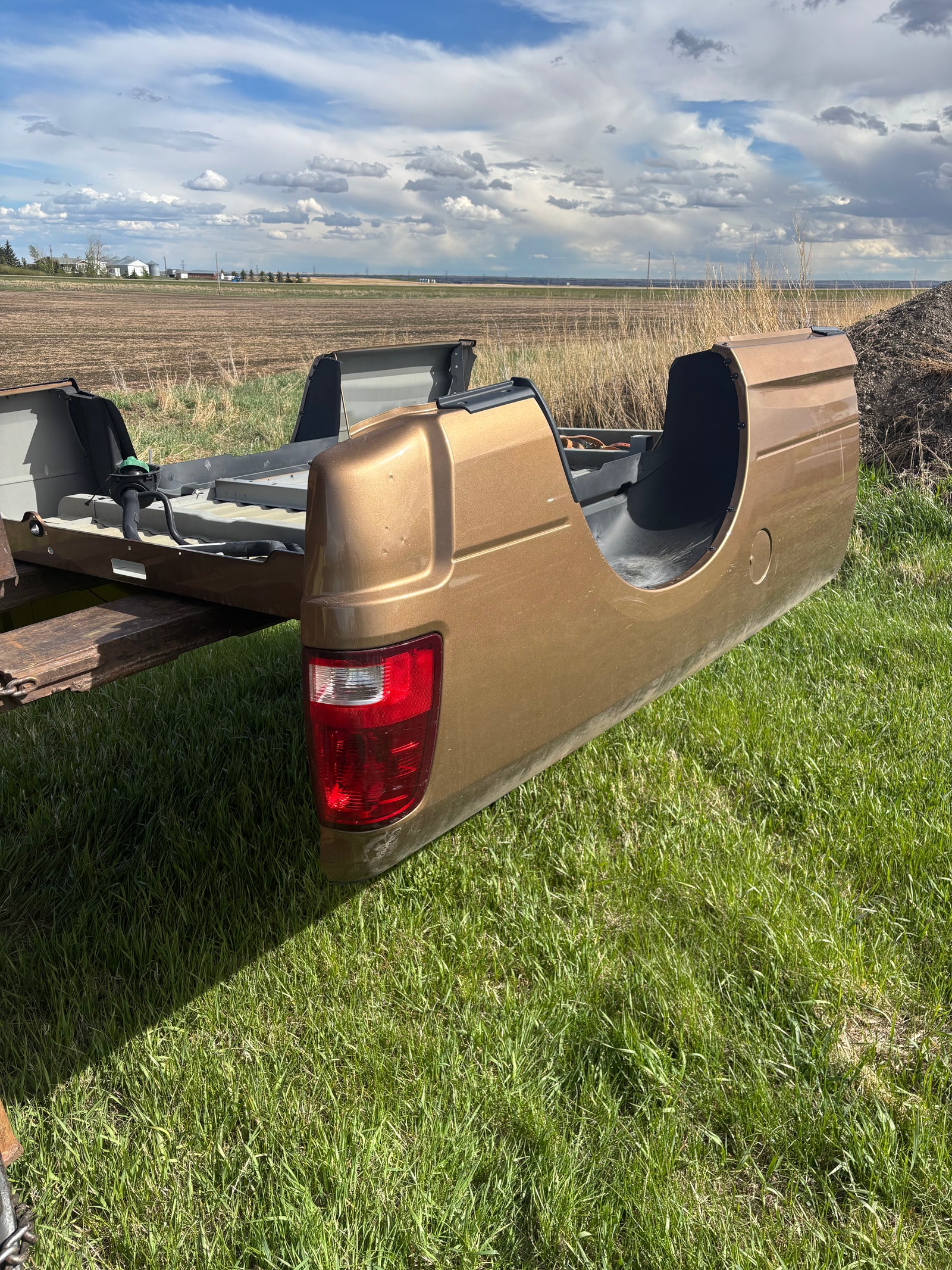 New Take off 4th Gen Dodge Ram 2010-2018 8ft long box