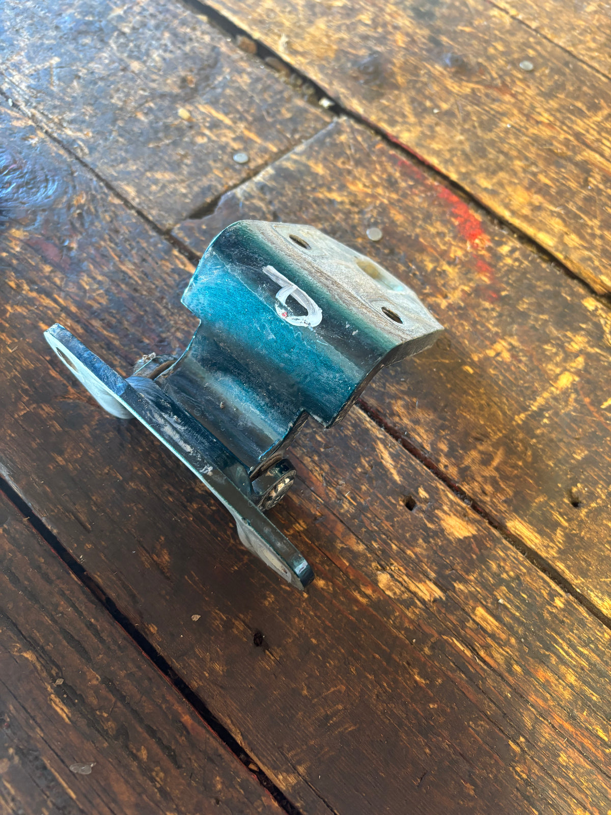 89-&#39;93 Dodge Ram Cummins Passenger Right Side Door Hinges OEM Low Miles