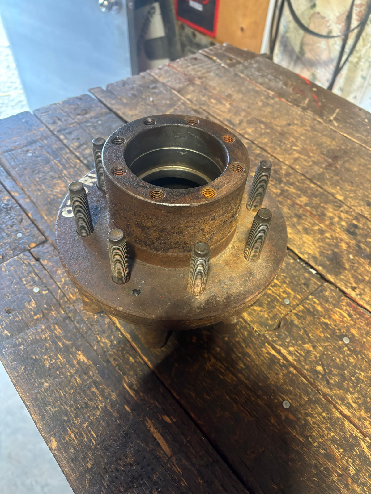 01-'02 Ram Dually Rear Hub with Rear Disc Brakes