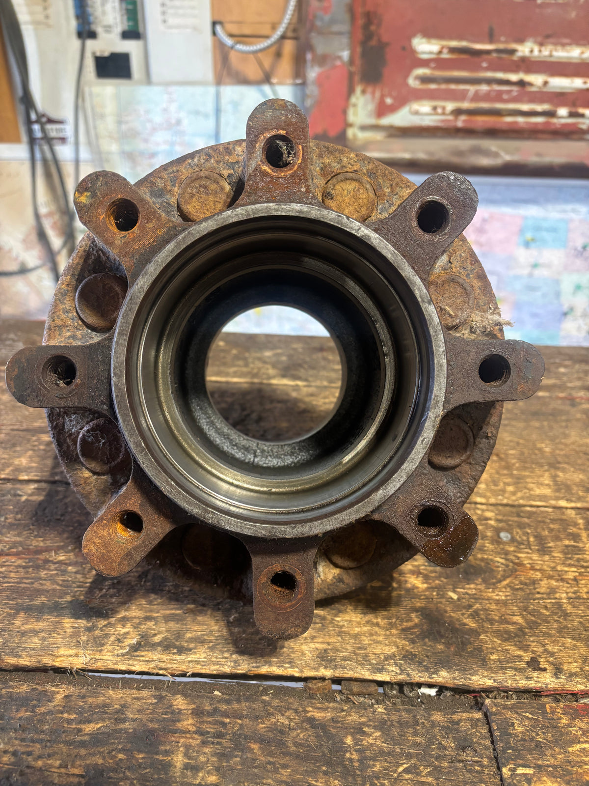 01-'02 Ram Dually Rear Hub with Rear Disc Brakes