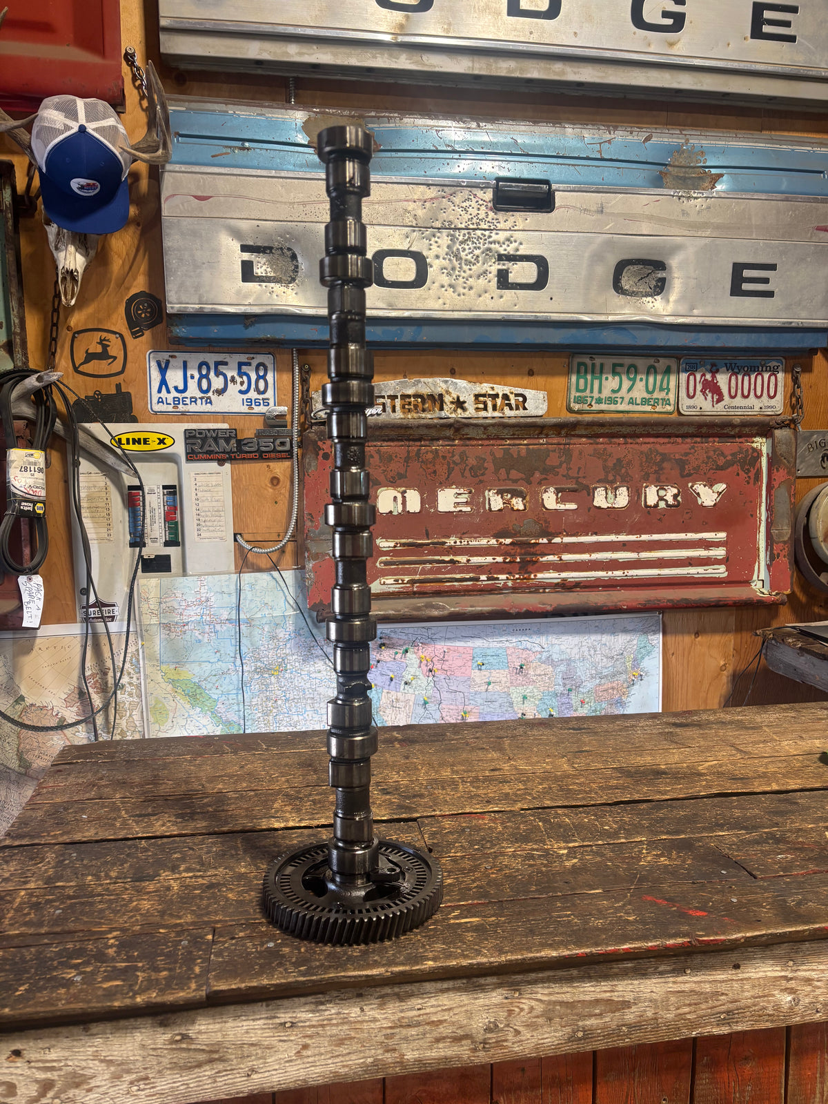 2000 - 2002 Dodge Ram Cummins 5.9l 24v camshaft 3946436 3942567