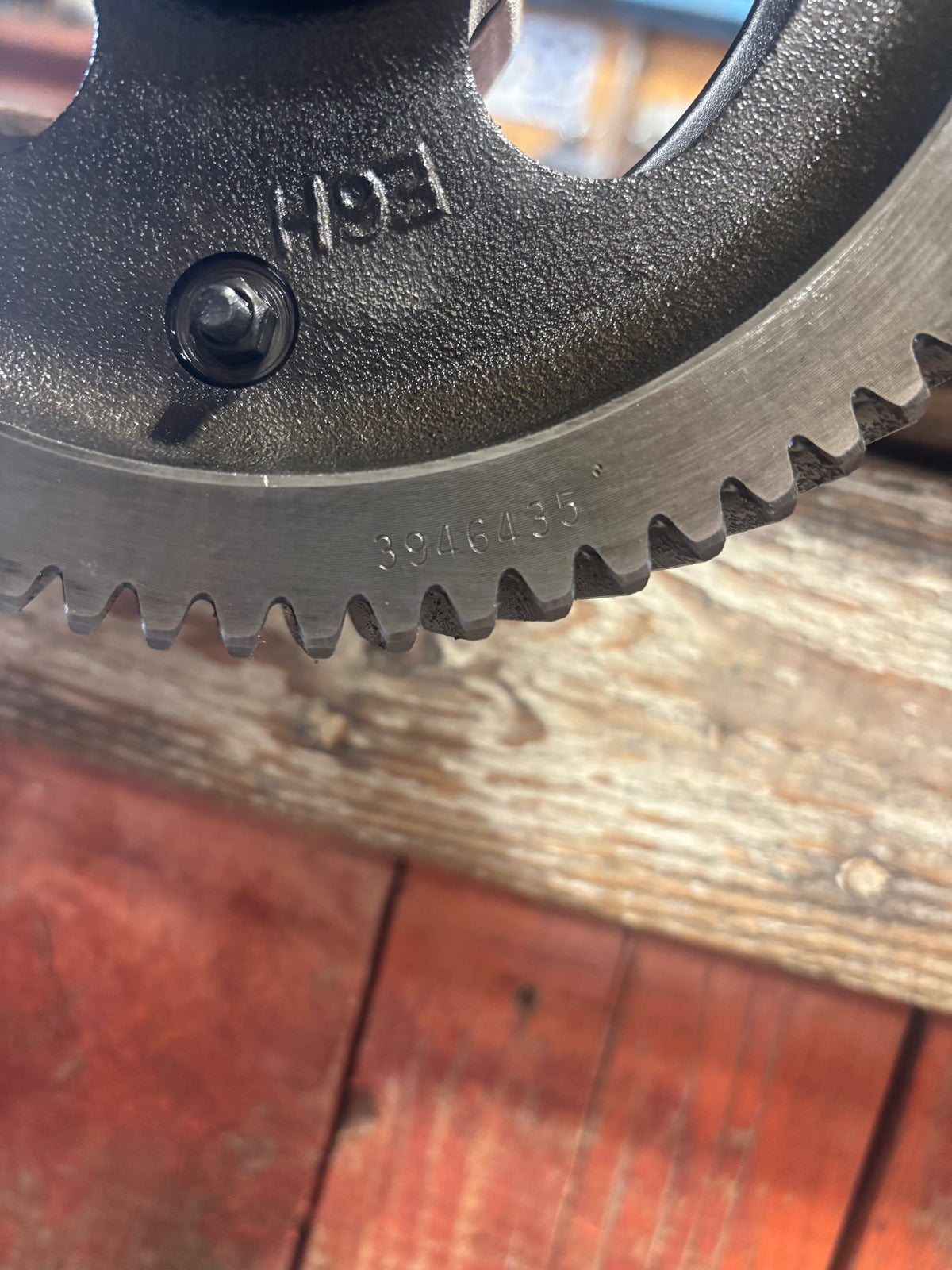 2000 - 2002 Dodge Ram Cummins 5.9l 24v camshaft 3946436 3942567