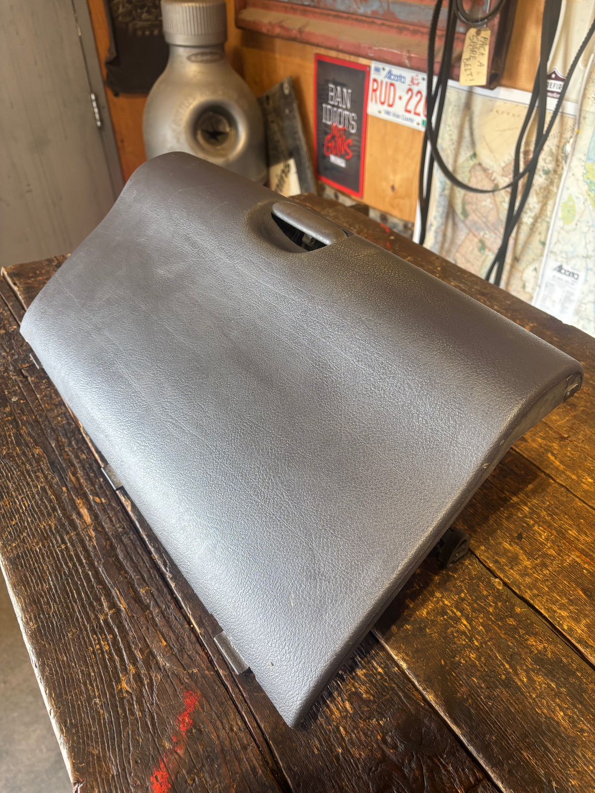 1998-2002 DODGE RAM 2500 3500 LIGHT MIST GREY GLOVE BOX