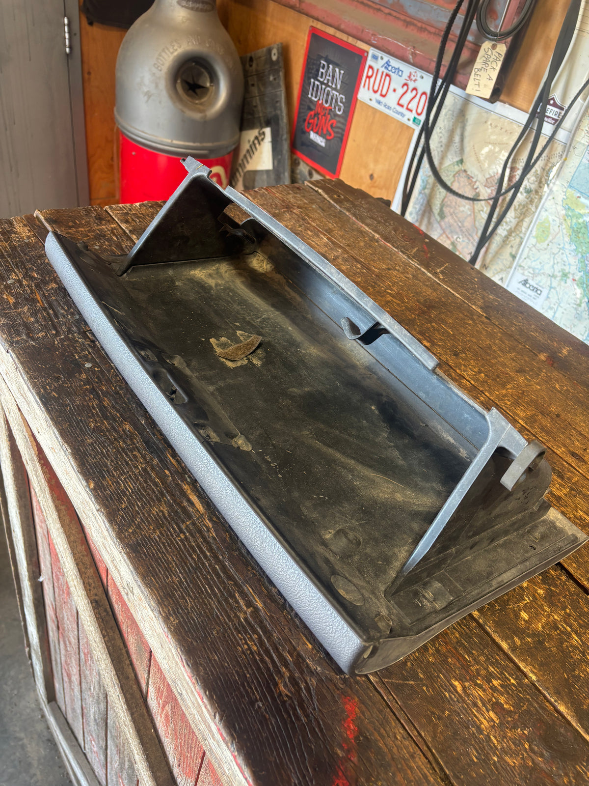 1998-2002 DODGE RAM 2500 3500 LIGHT MIST GREY GLOVE BOX