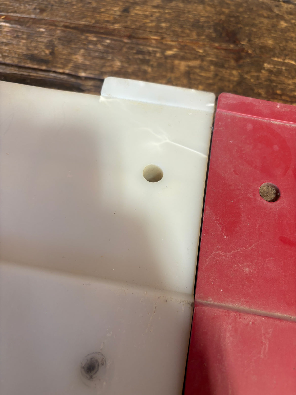 89-93 Ram LE Tailgate Plastic Supports