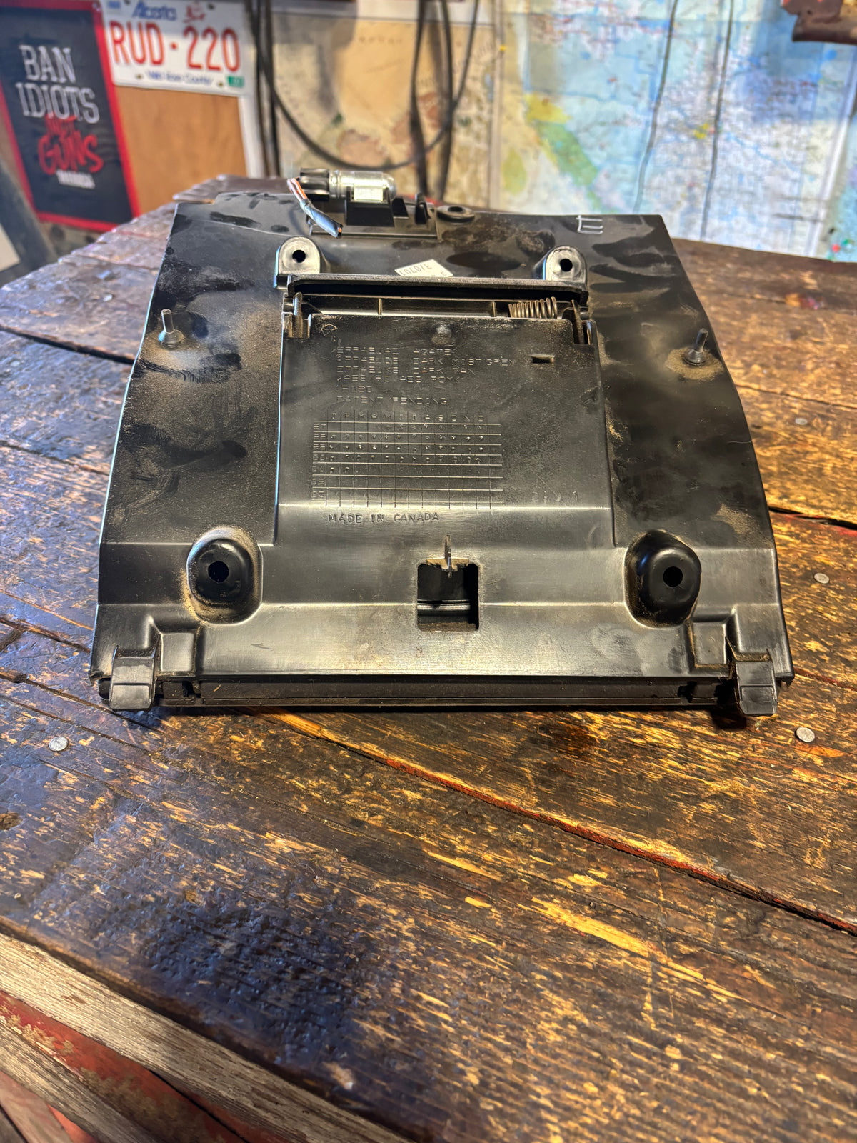 98-02 Dodge Ram Automatic Cup Holder (Agate Dark Grey)