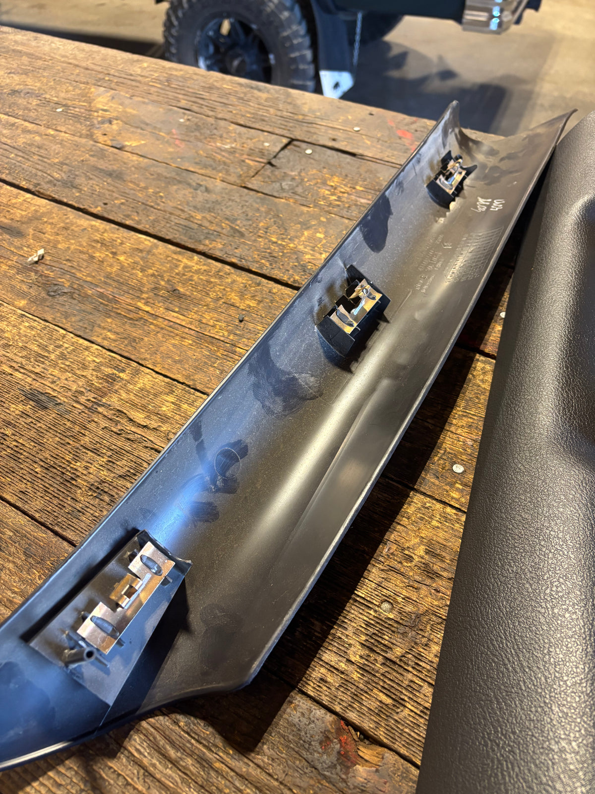 98-02 DODGE RAM 1500 2500 3500 A PILLAR LH &amp; RH SET AGATE DARK GREY GOOD SHAPE