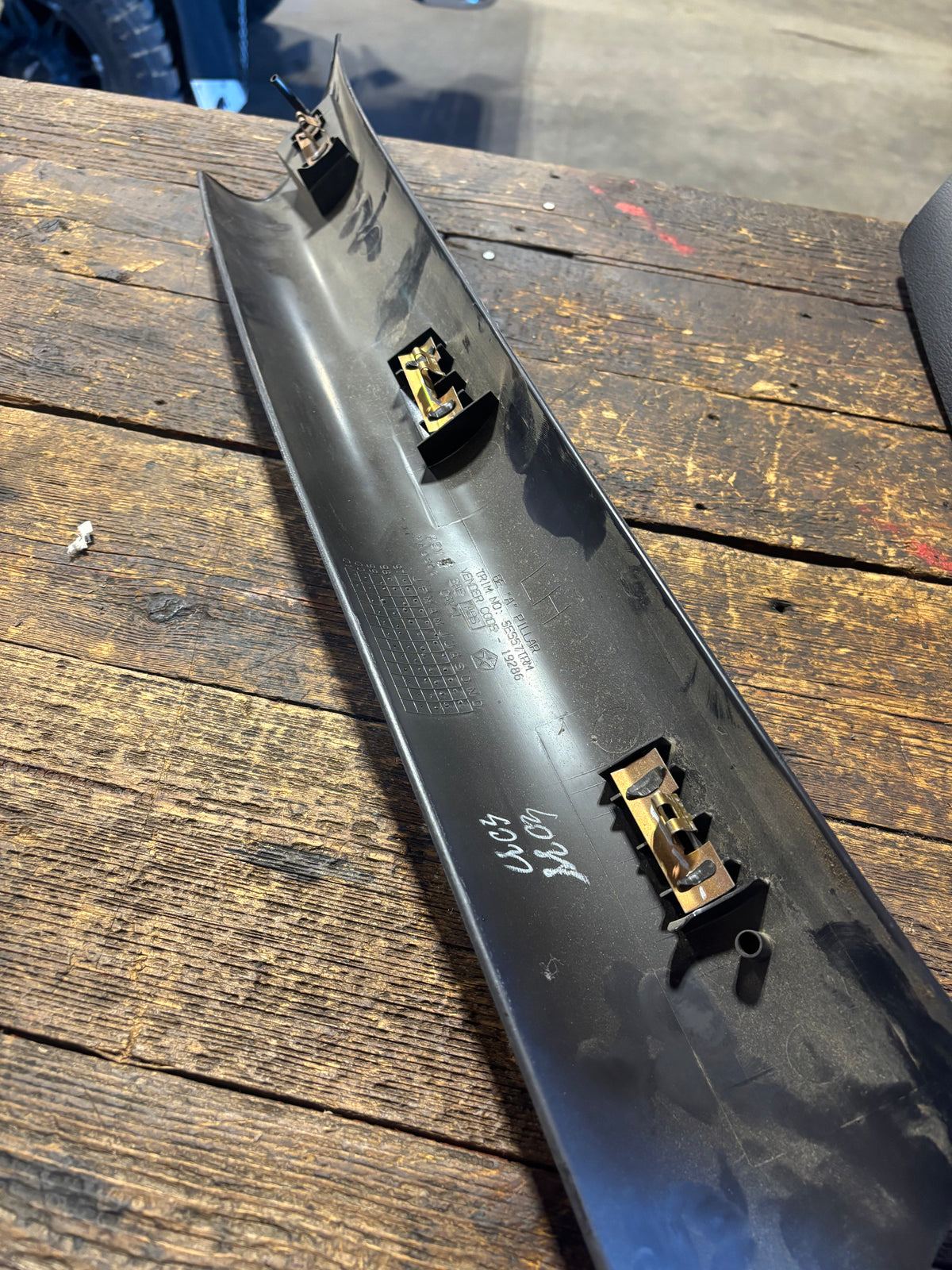 98-02 DODGE RAM 1500 2500 3500 A PILLAR LH &amp; RH SET AGATE DARK GREY GOOD SHAPE