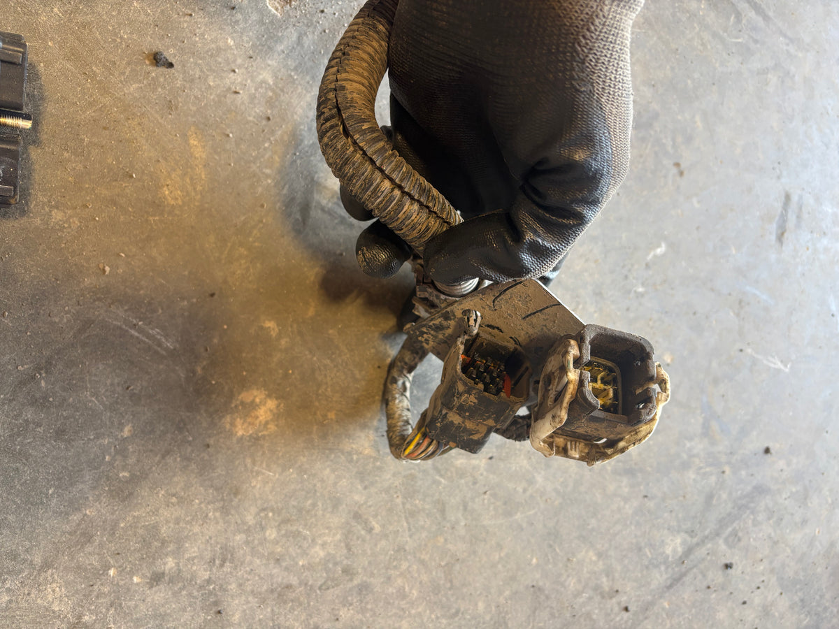 Early 2000 Ram Cummins 24V Engine Harness (Needs Repair)