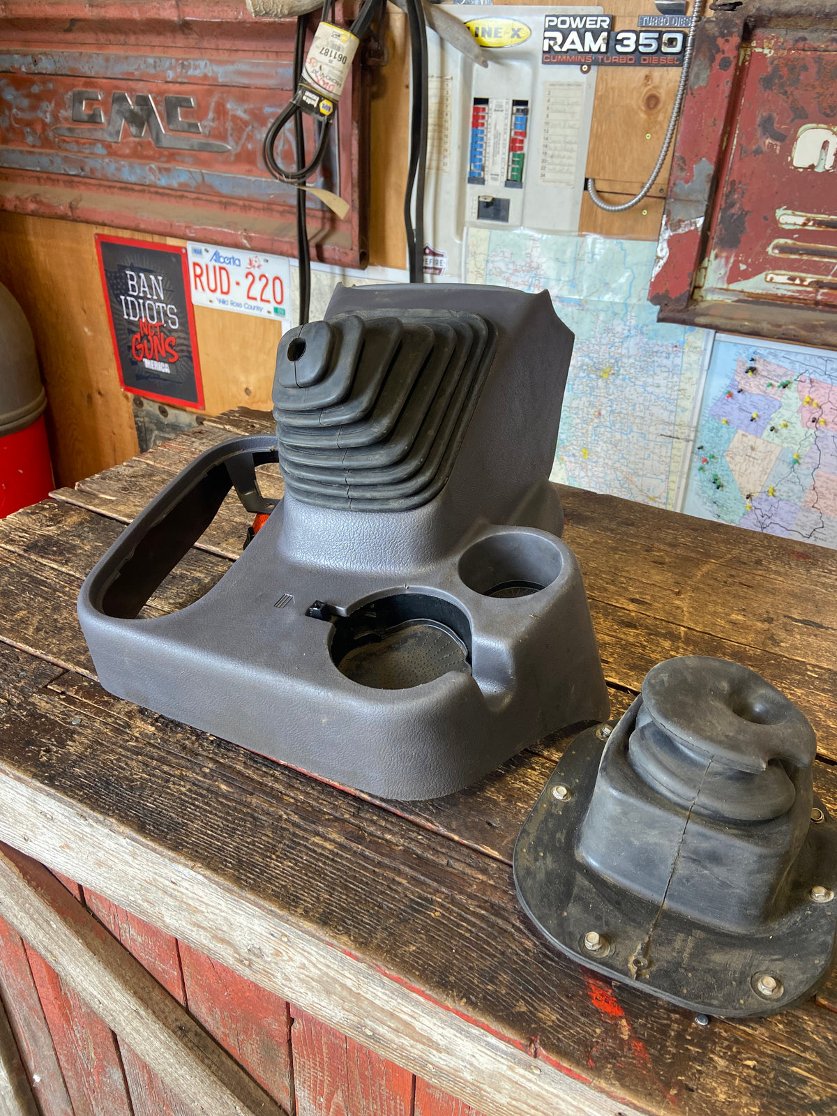 98-'02 Dodge Ram Light Grey Manual Shifter Console Surround + Boots