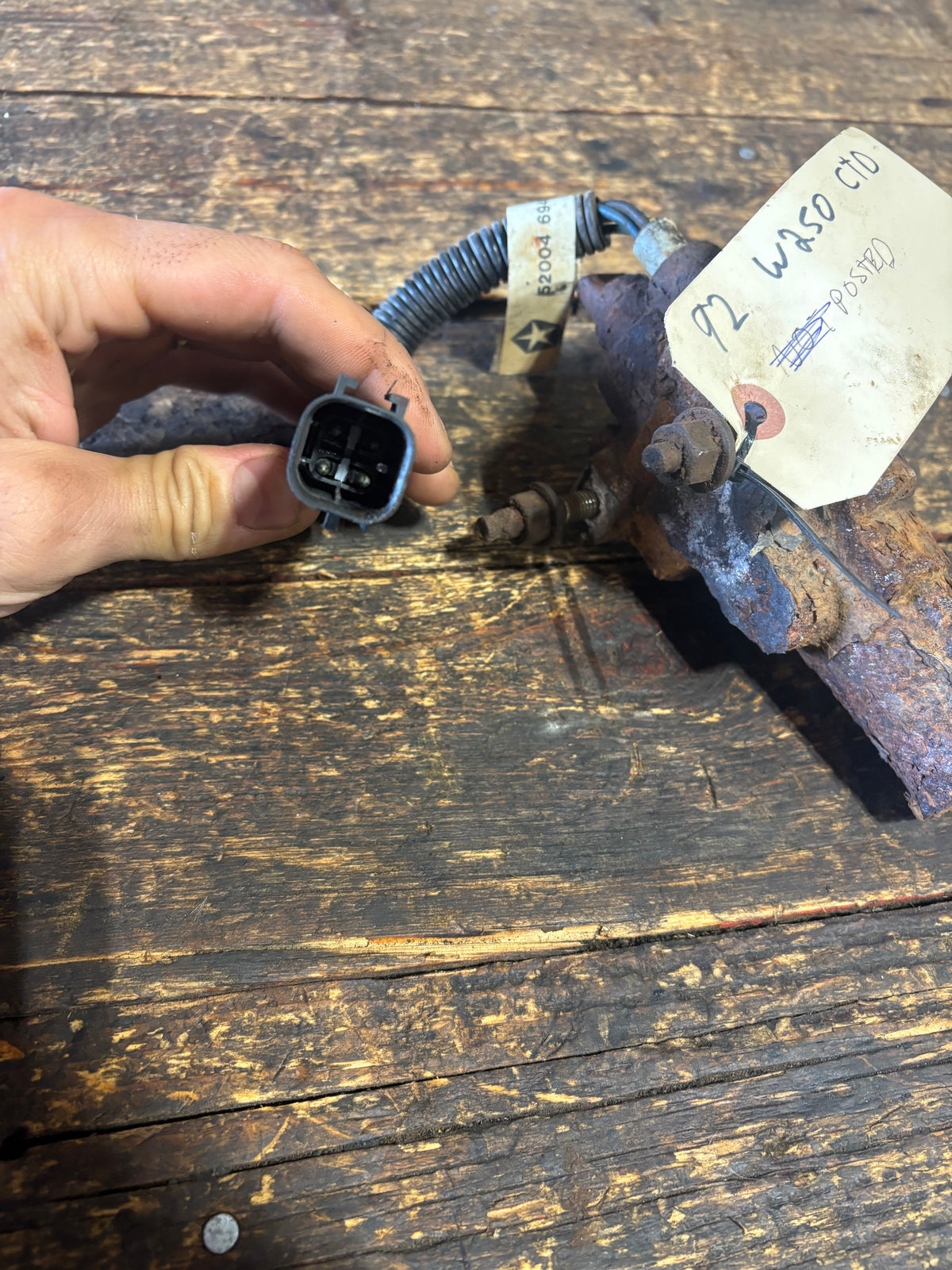 1989 - 1993 DODGE RAM W250 W350 4X4 1ST GEN CUMMINS PROPORTIONING VALVE 52004694