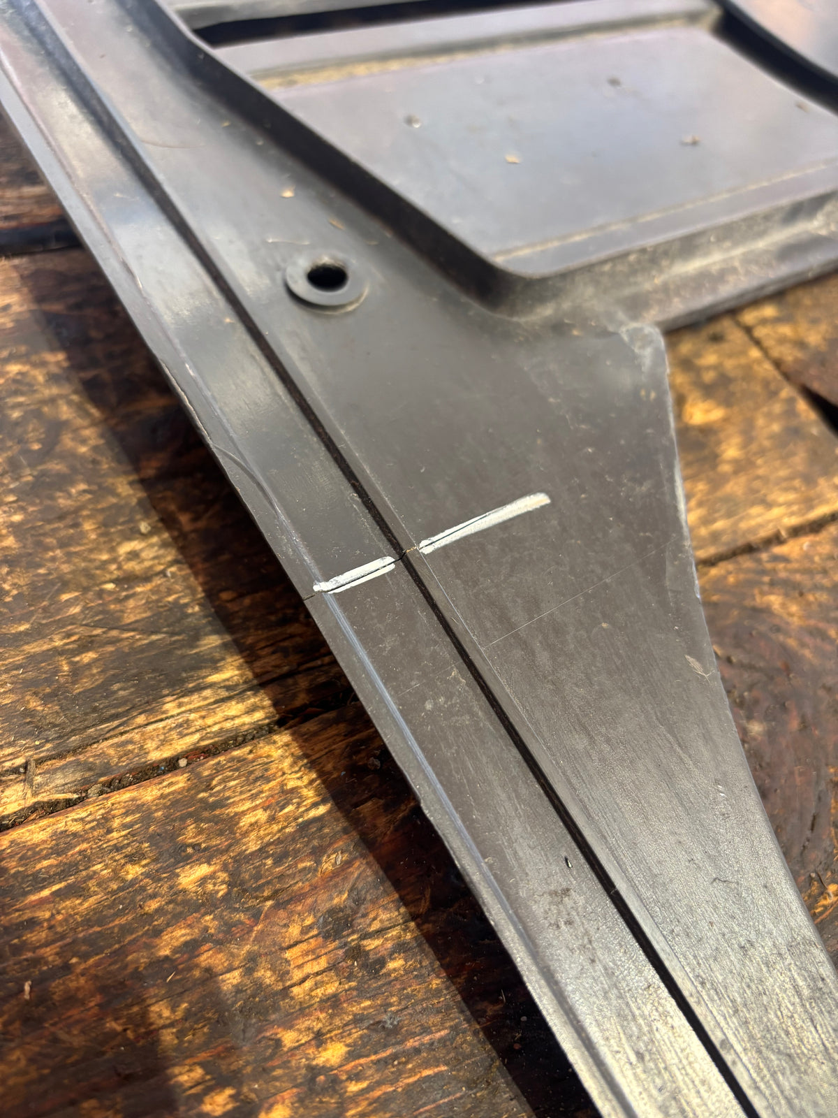 89-&#39;93 Dodge Ram Driver Left Side Grey Kick Cowl Panel