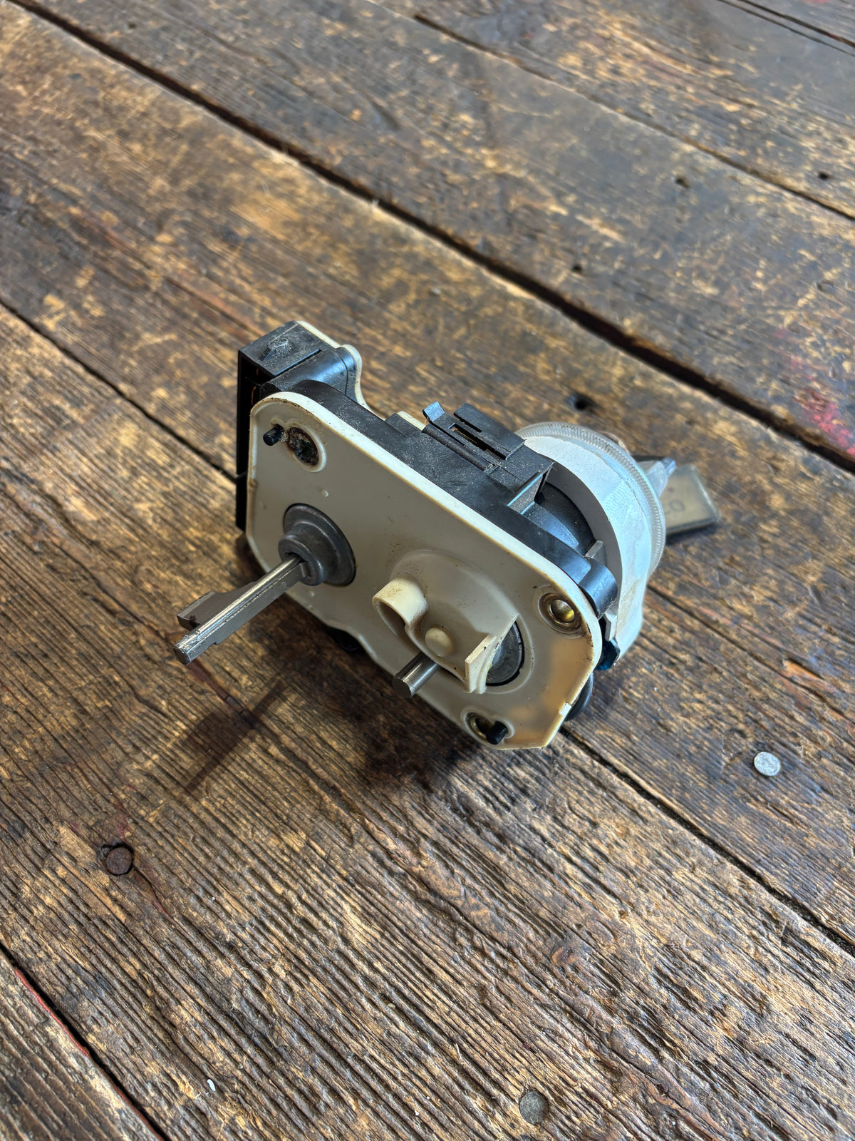 91-93 Dodge Ram Cummins Ignition Assembly with Key