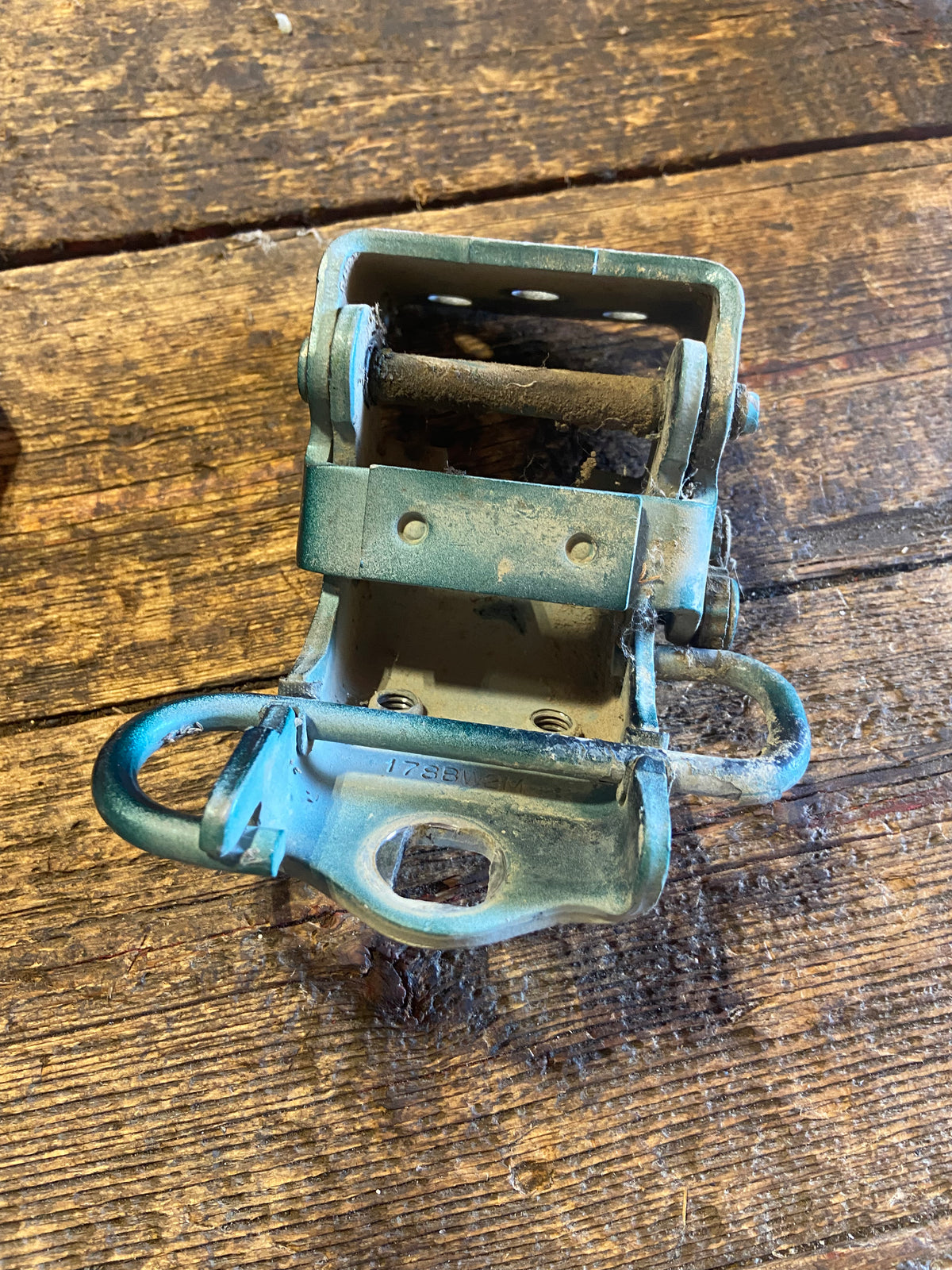 89-&#39;93 Dodge Ram Cummins Driver Left Side Door Hinges (Low Miles, Need Bushings)