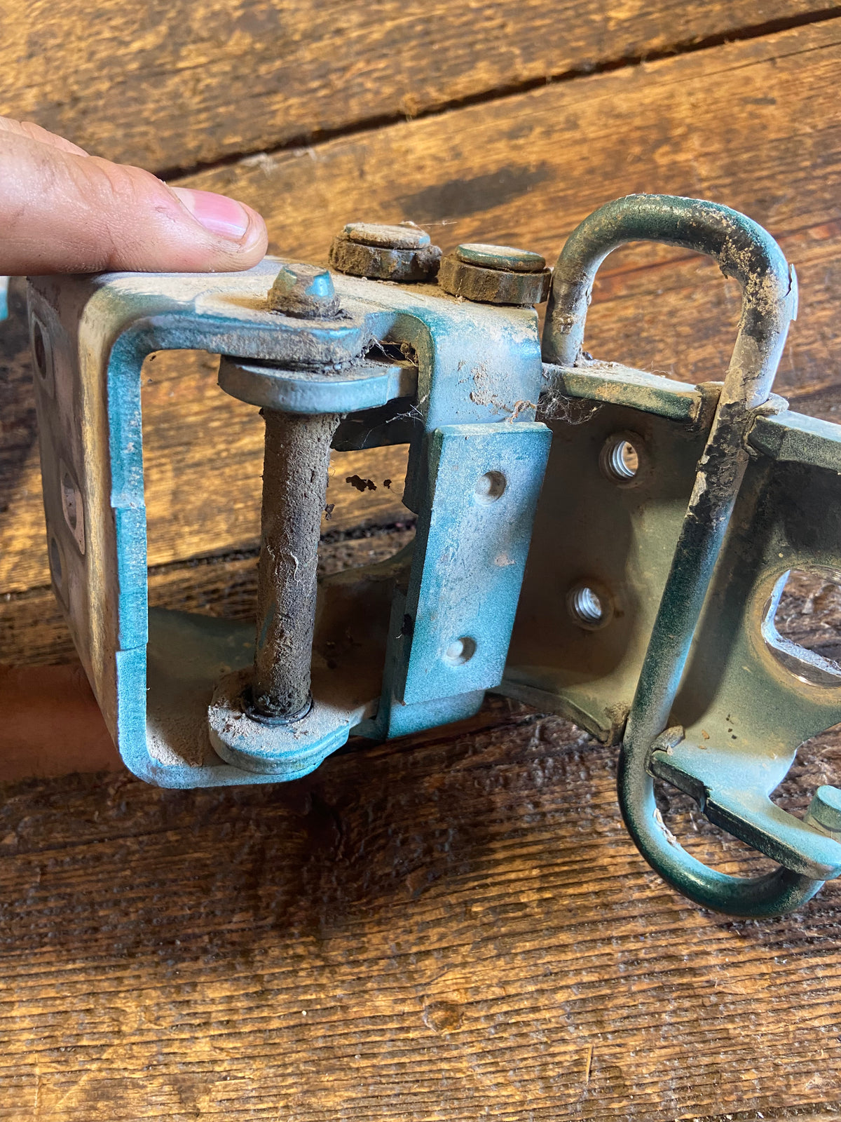 89-&#39;93 Dodge Ram Cummins Driver Left Side Door Hinges (Low Miles, Need Bushings)