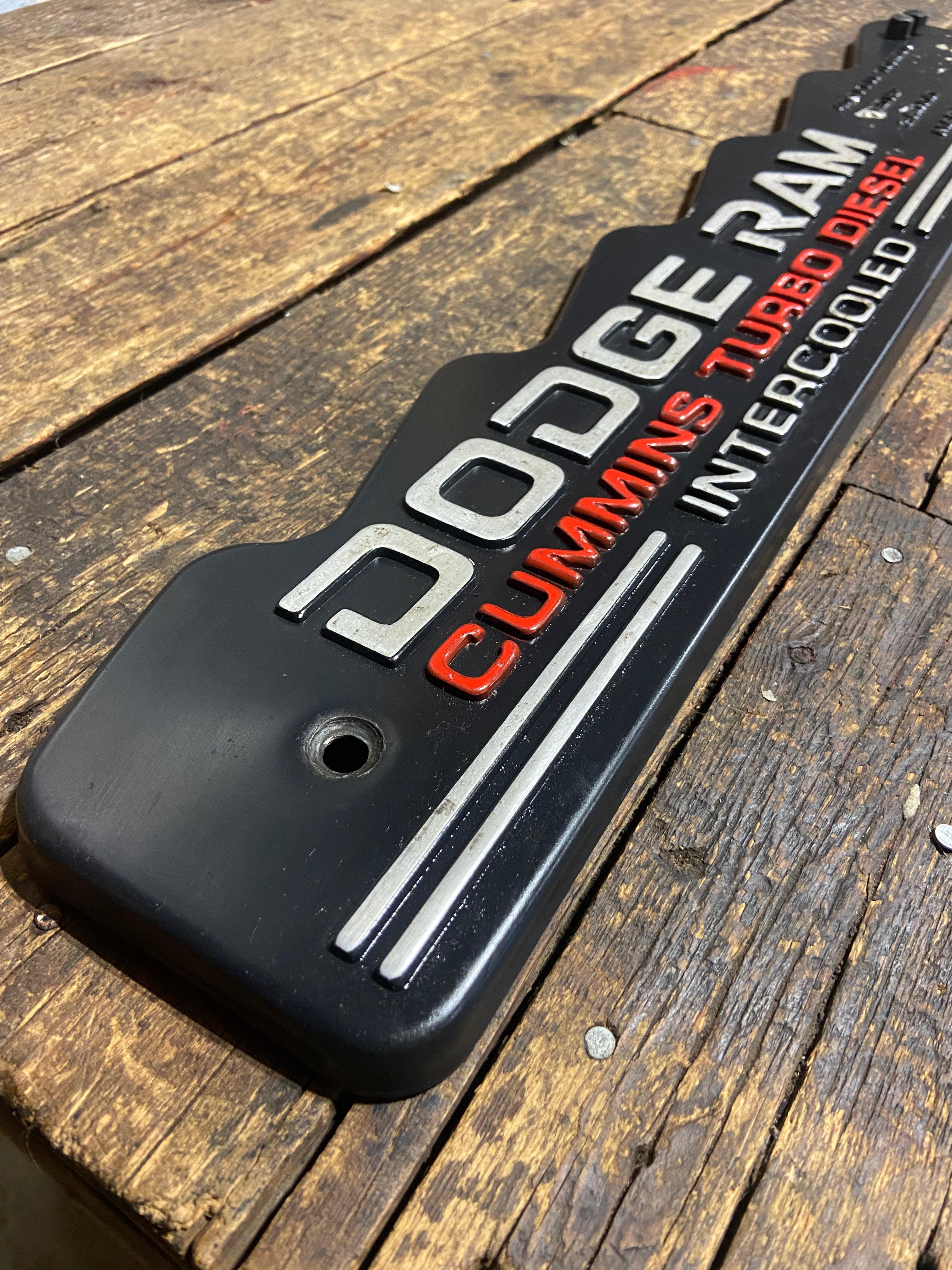 OEM 91-93 1st Gen Cummins 12V Decorative Valve Cover Plate OEM 91-93 1st Gen Cummins 12V Decorative Valve Cover Plate
