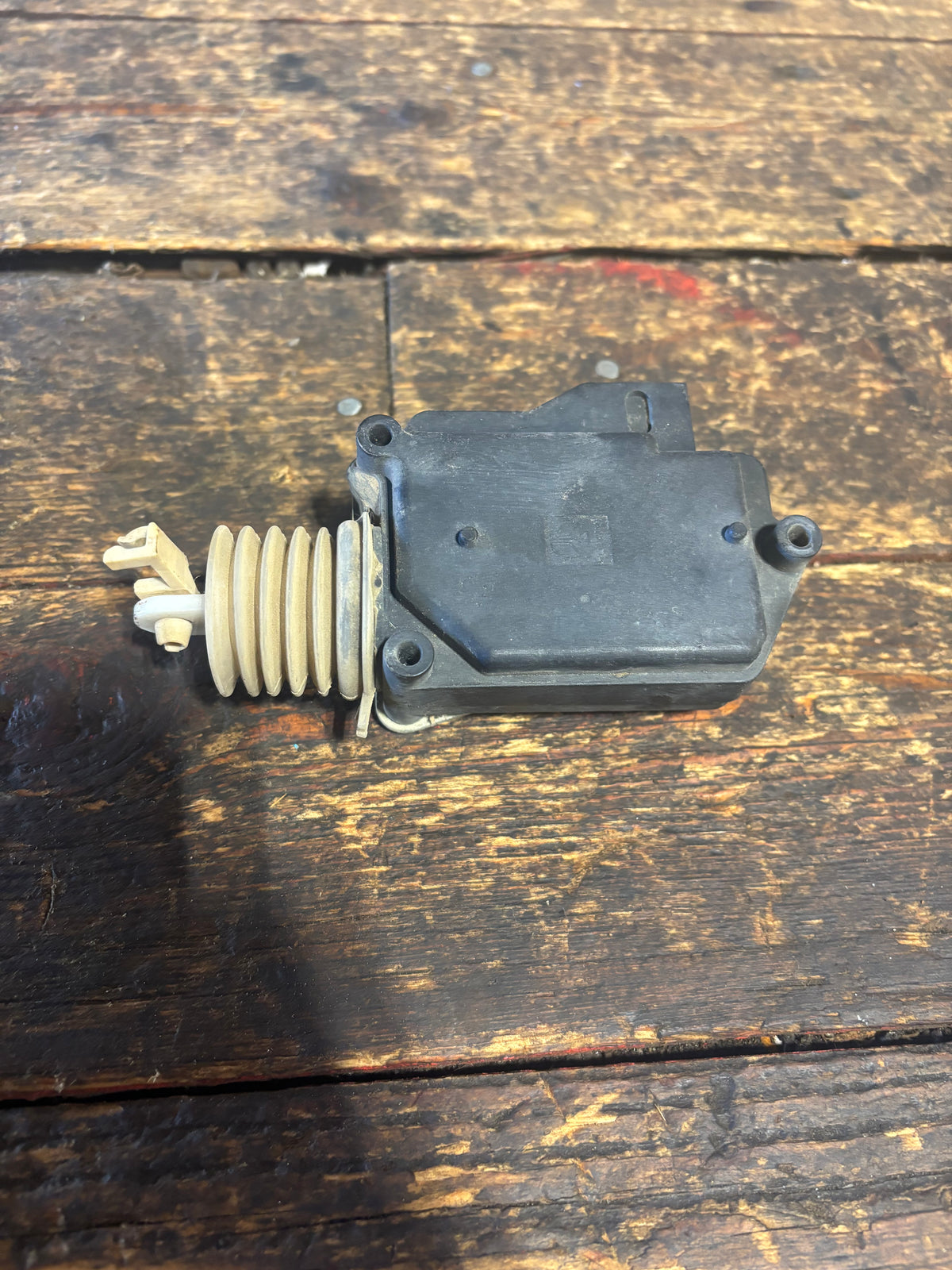 89-&#39;93 Dodge Ram Driver Door Lock Solenoid