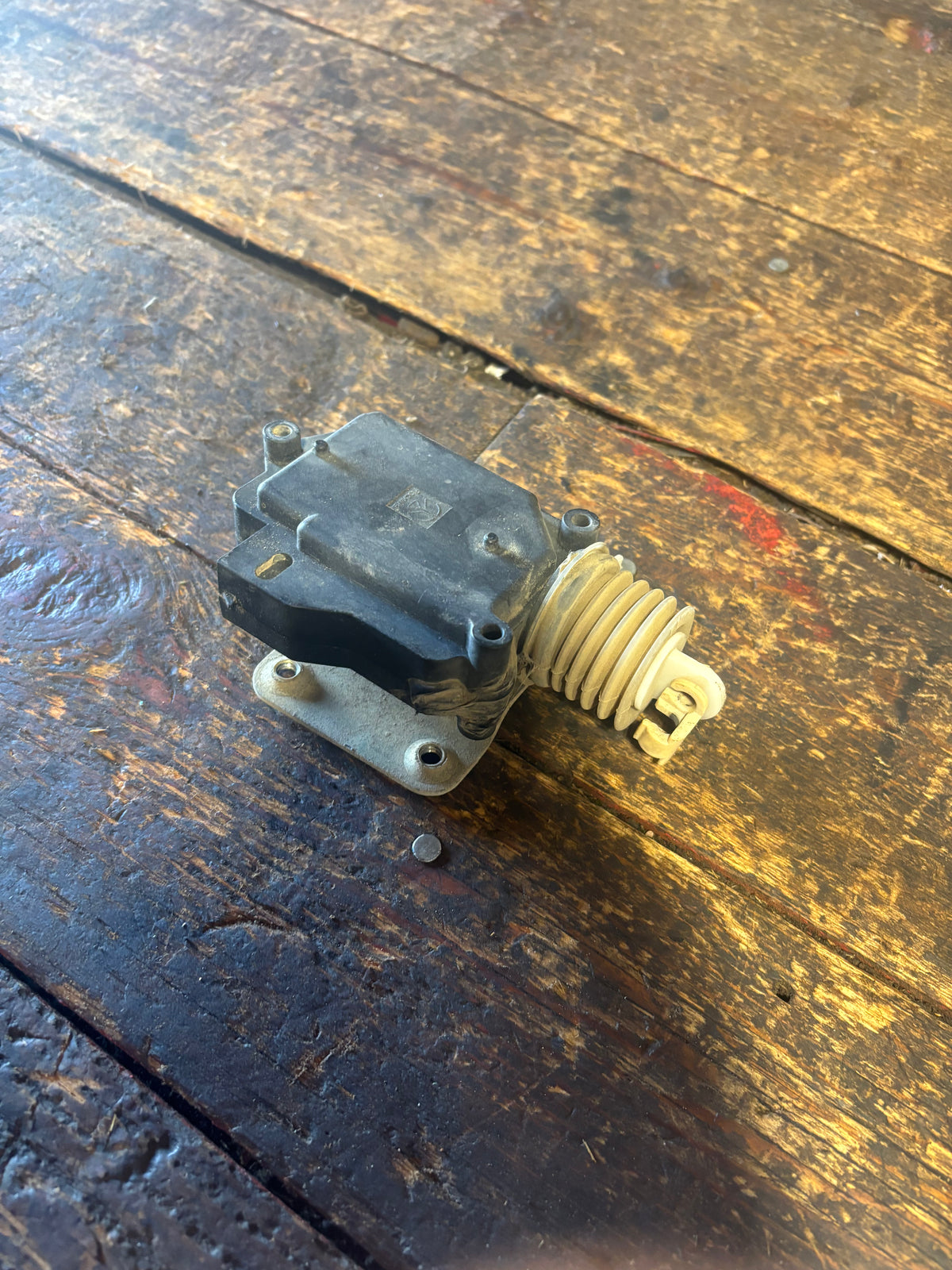 89-&#39;93 Dodge Ram Driver Door Lock Solenoid