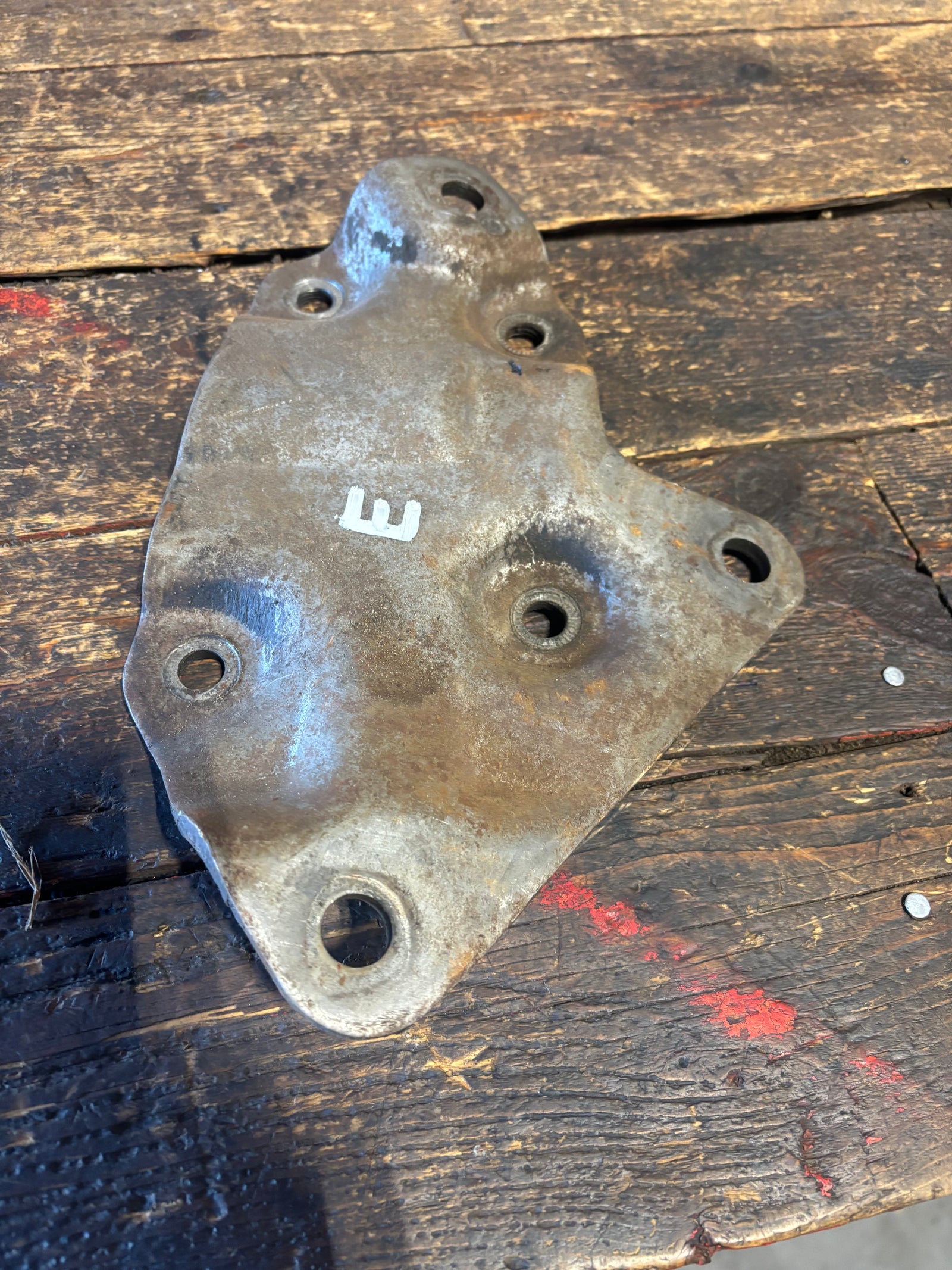 1ST GEN DODGE 1989 -1993 RAM 150 250 350 4X4 STEERING BOX BRACKET